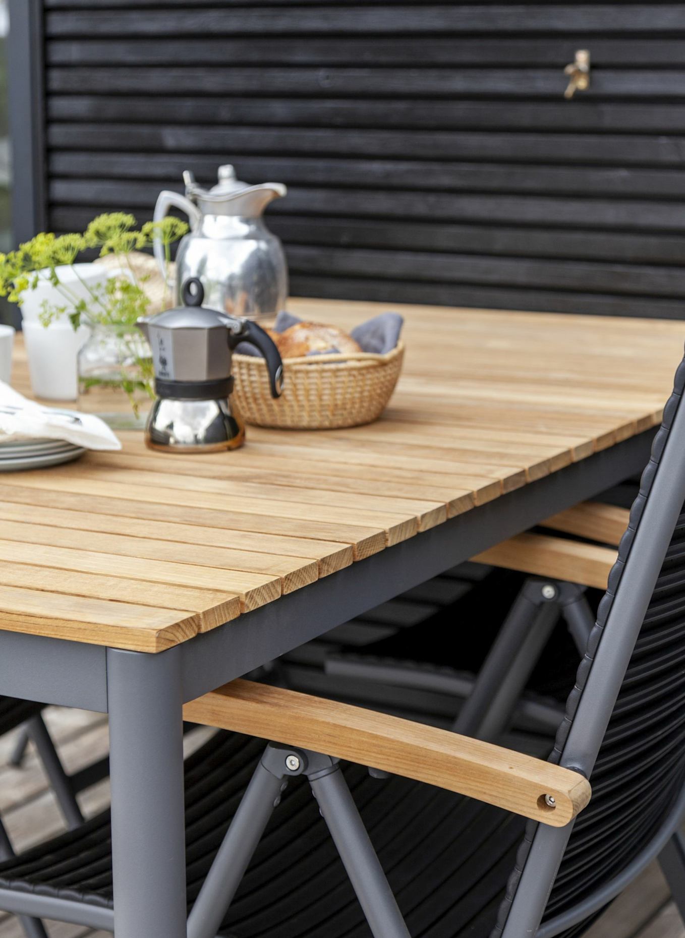 cinas Gartentisch MOOD: GRAU