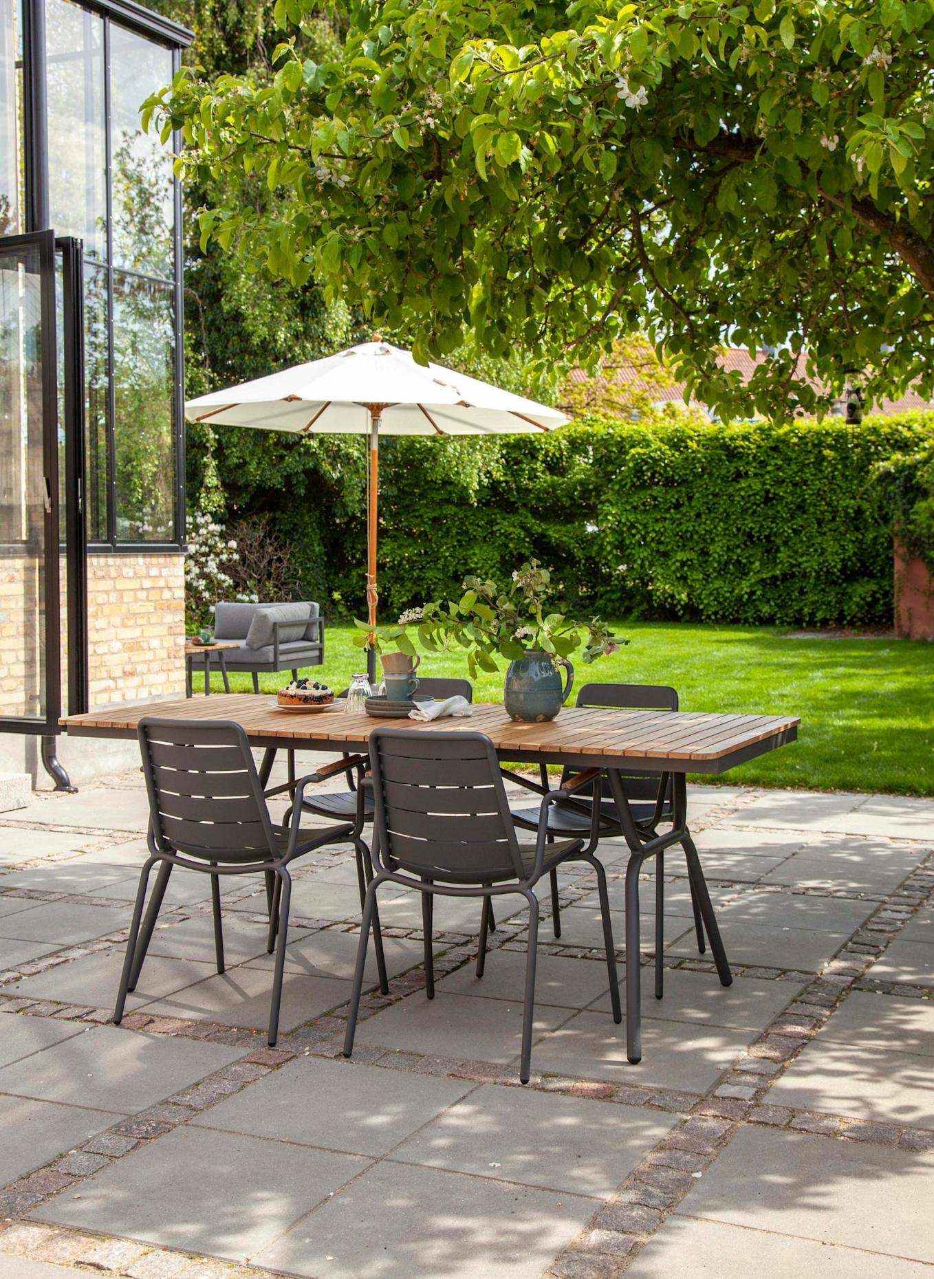 cinas Gartentisch PARC: GRAU