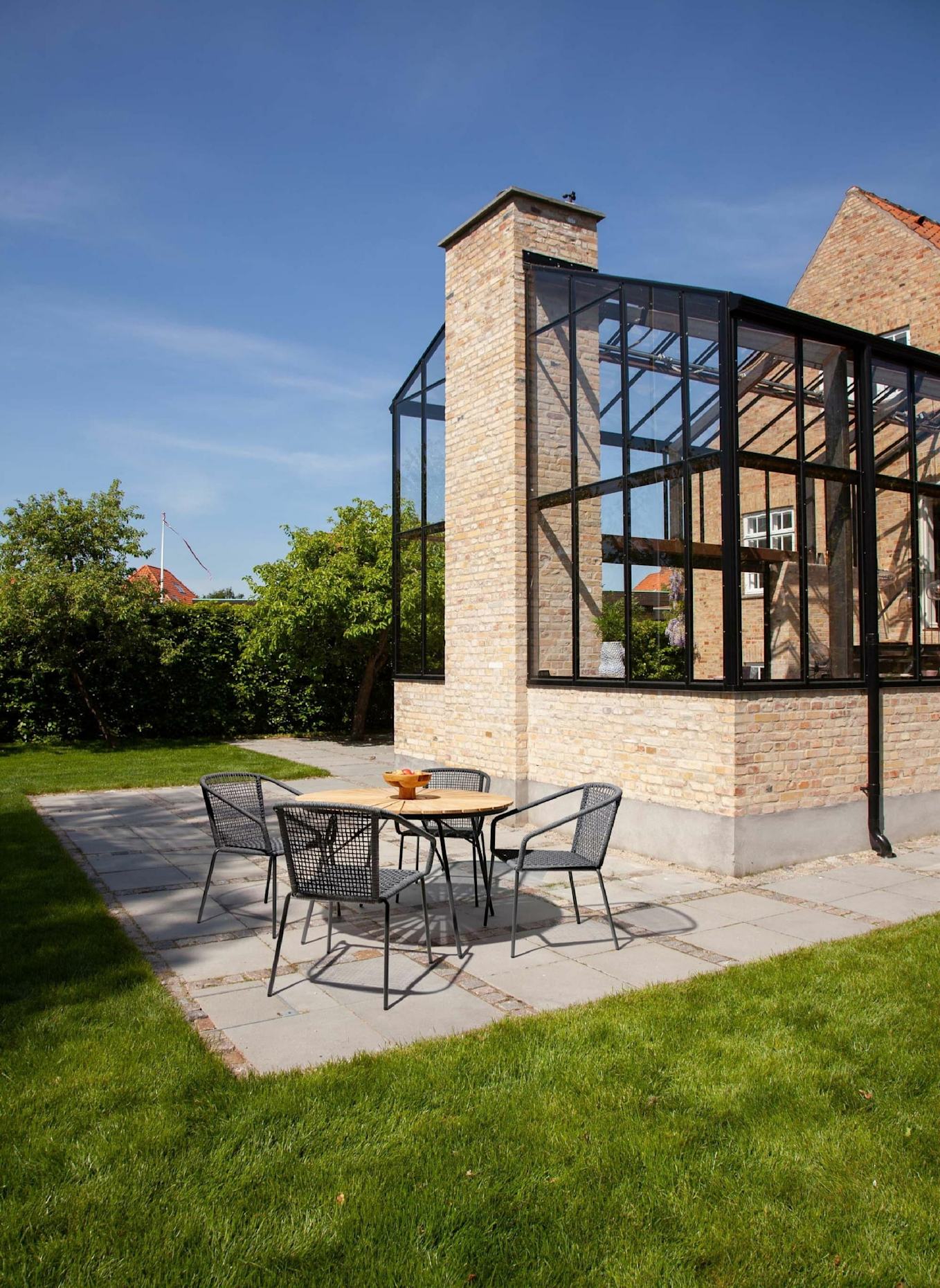 cinas Gartenmöbel-Set mit 1 Tisch, 4 Stühlen ELLEN/LUNO: GRAU