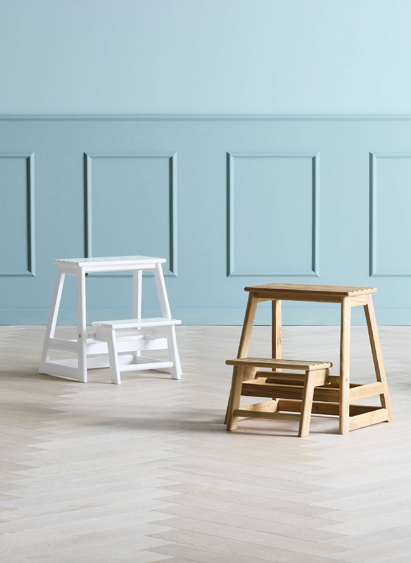 cinas Stehleiter SKALA: BRAUN