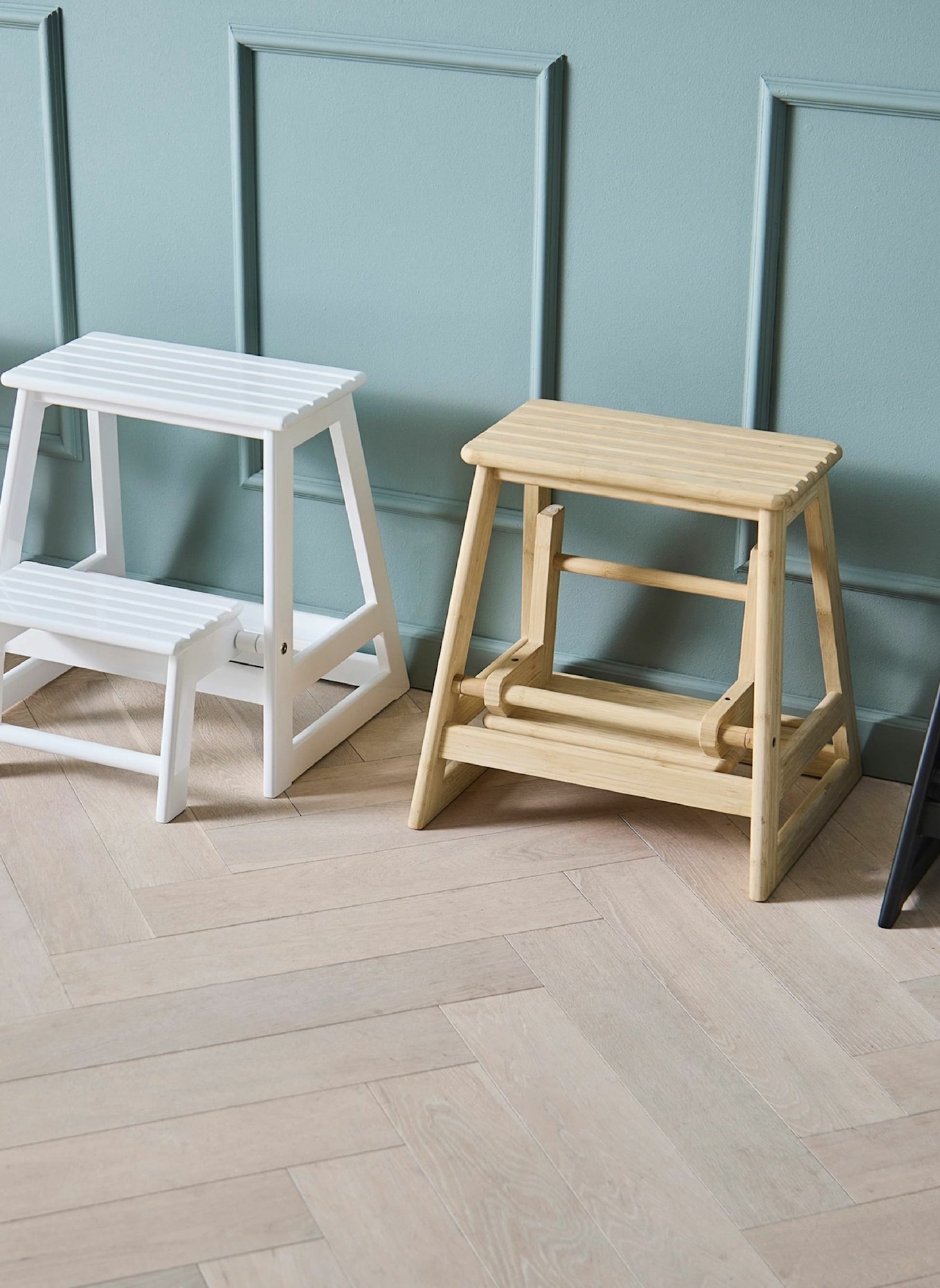 cinas Stehleiter SKALA: WEISS