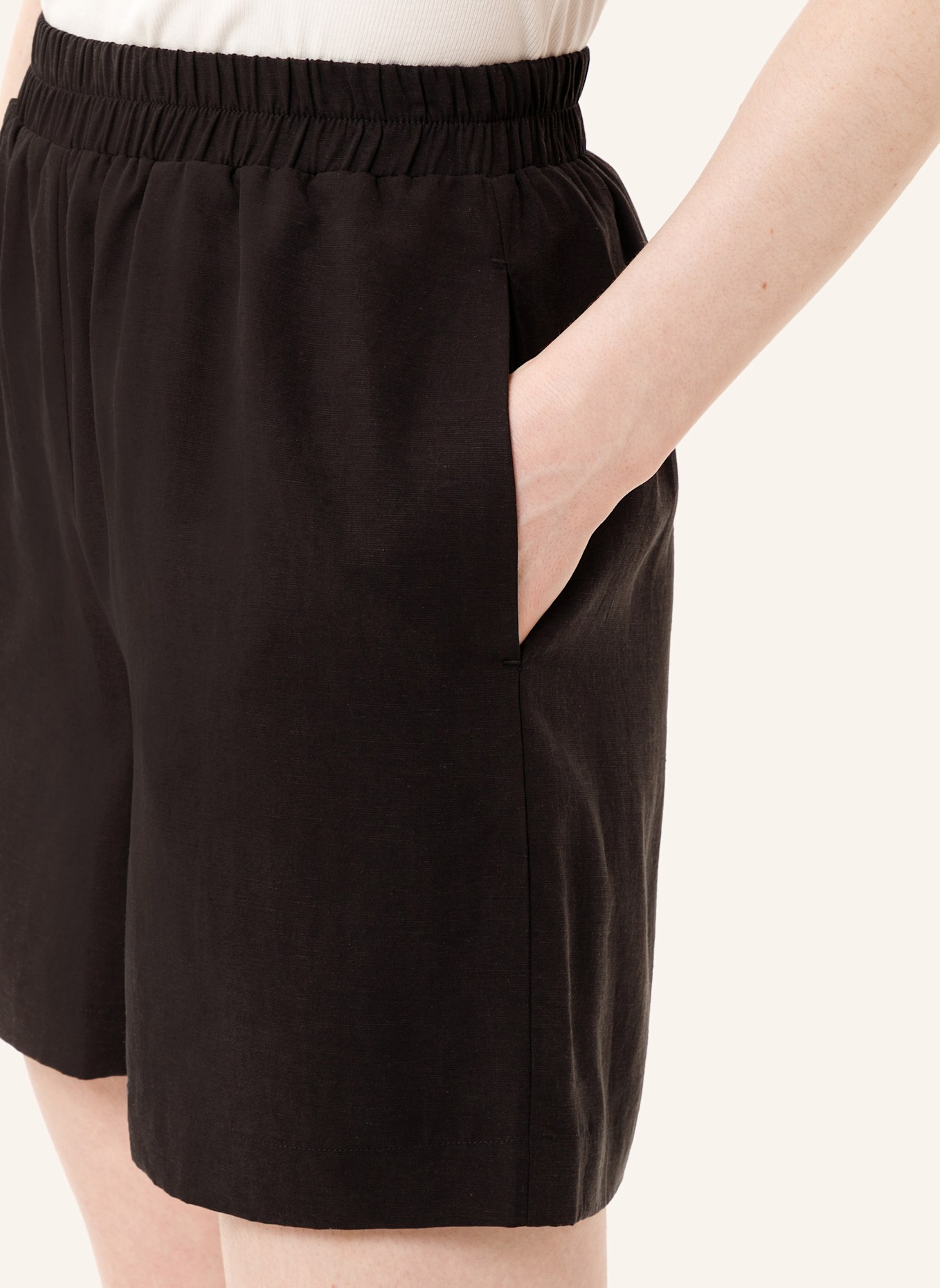 Les Lunes Shorts ELLIE SHORTS LINEN: SCHWARZ