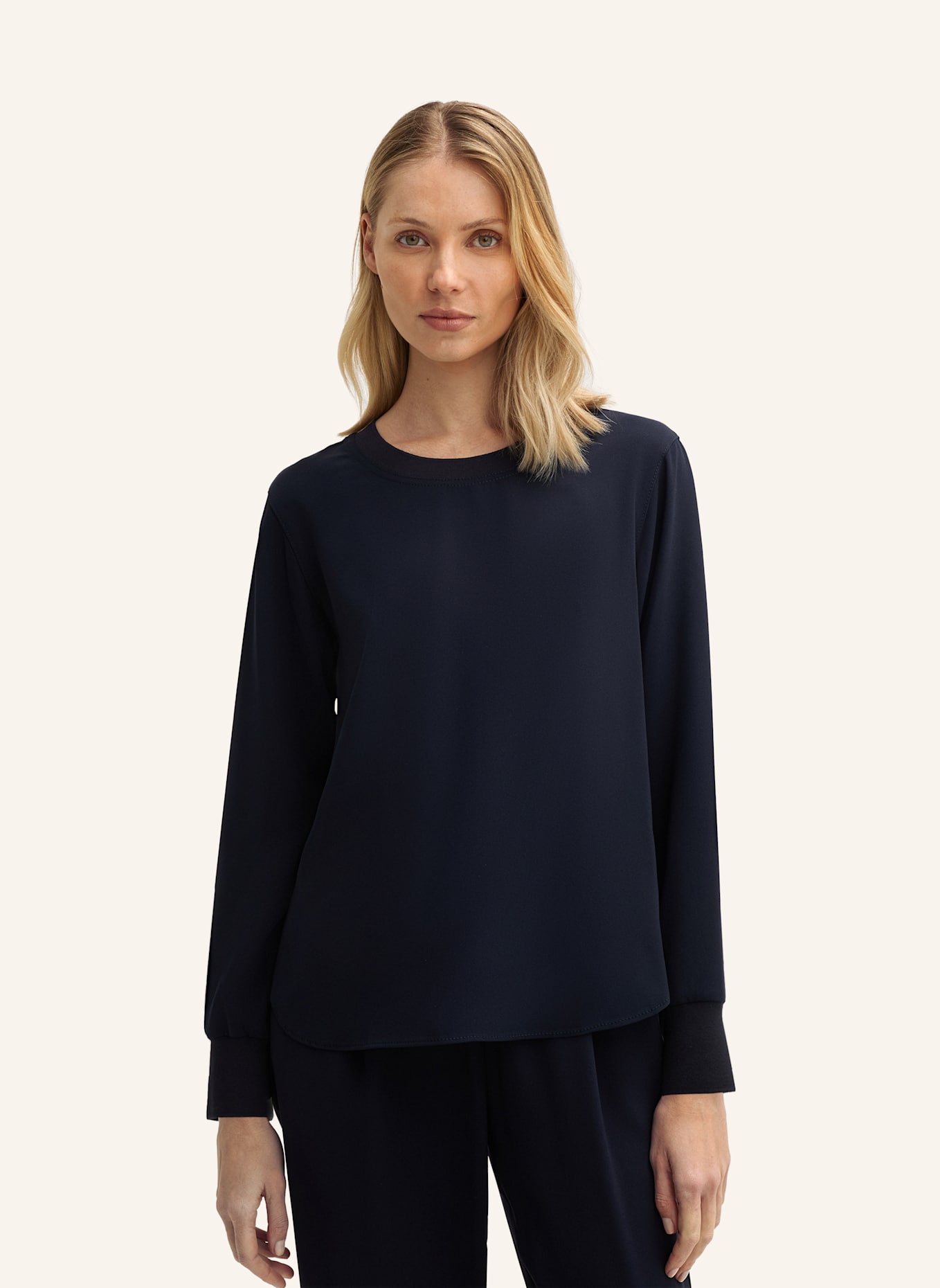 windsor. Bluse: DUNKELBLAU