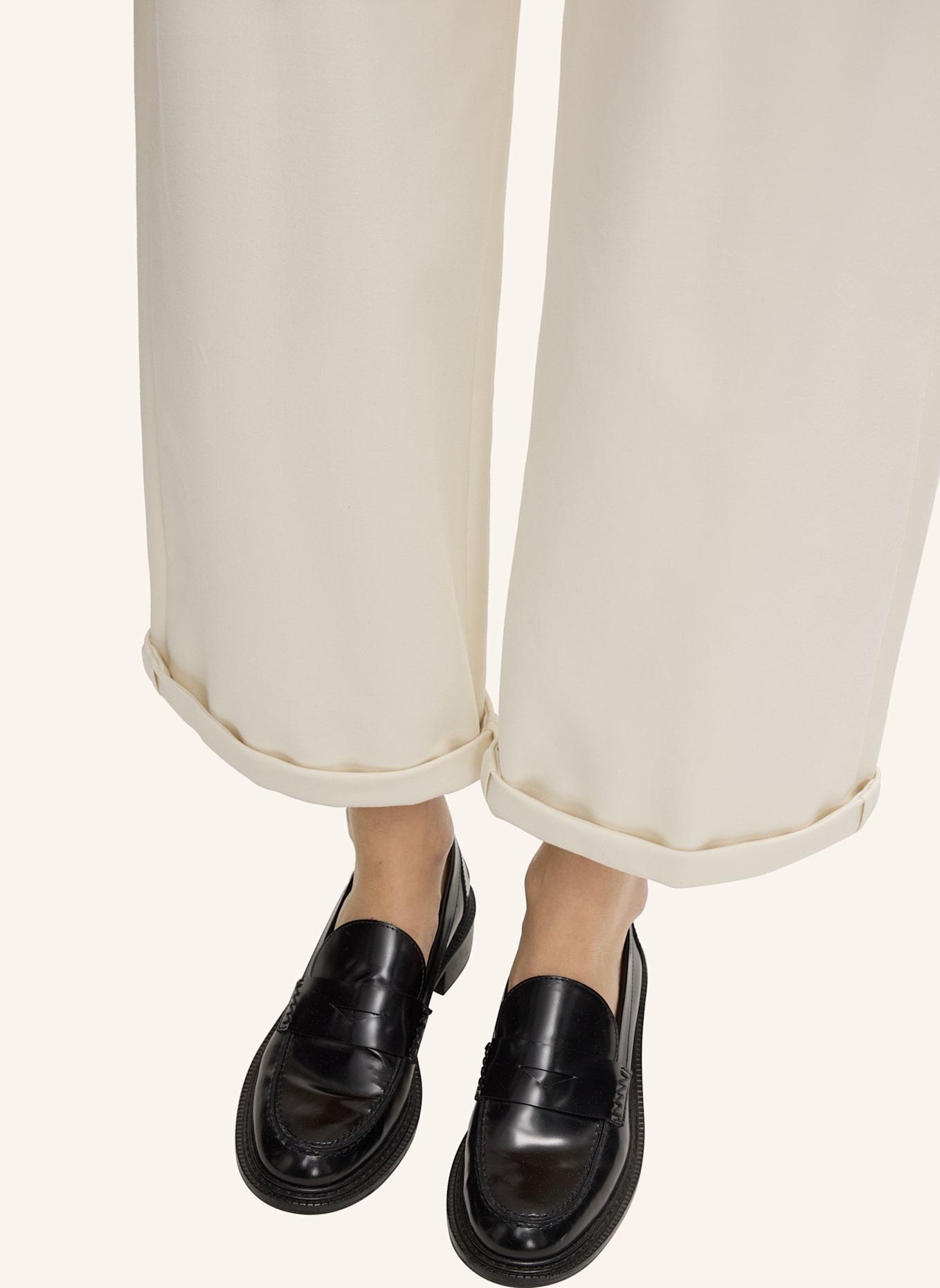 windsor. Hose: WEISS