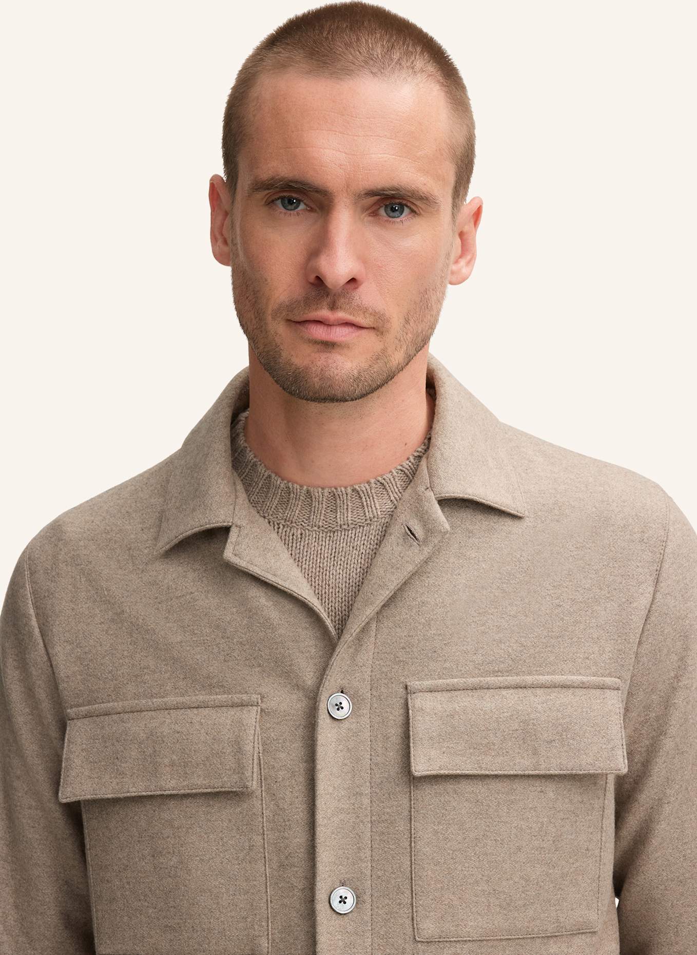 windsor. Overshirt: BEIGE