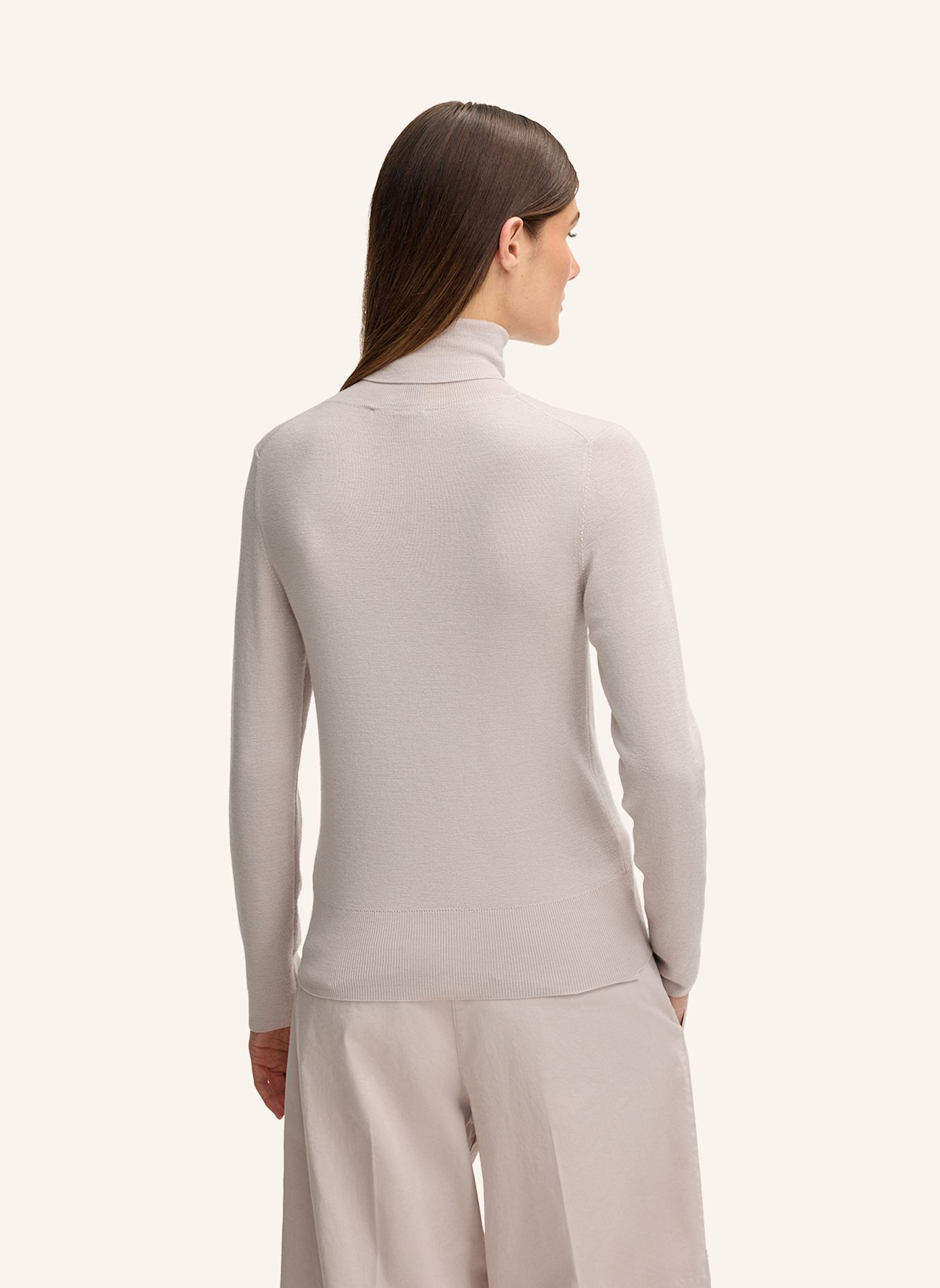 windsor. Shirt: GRAU