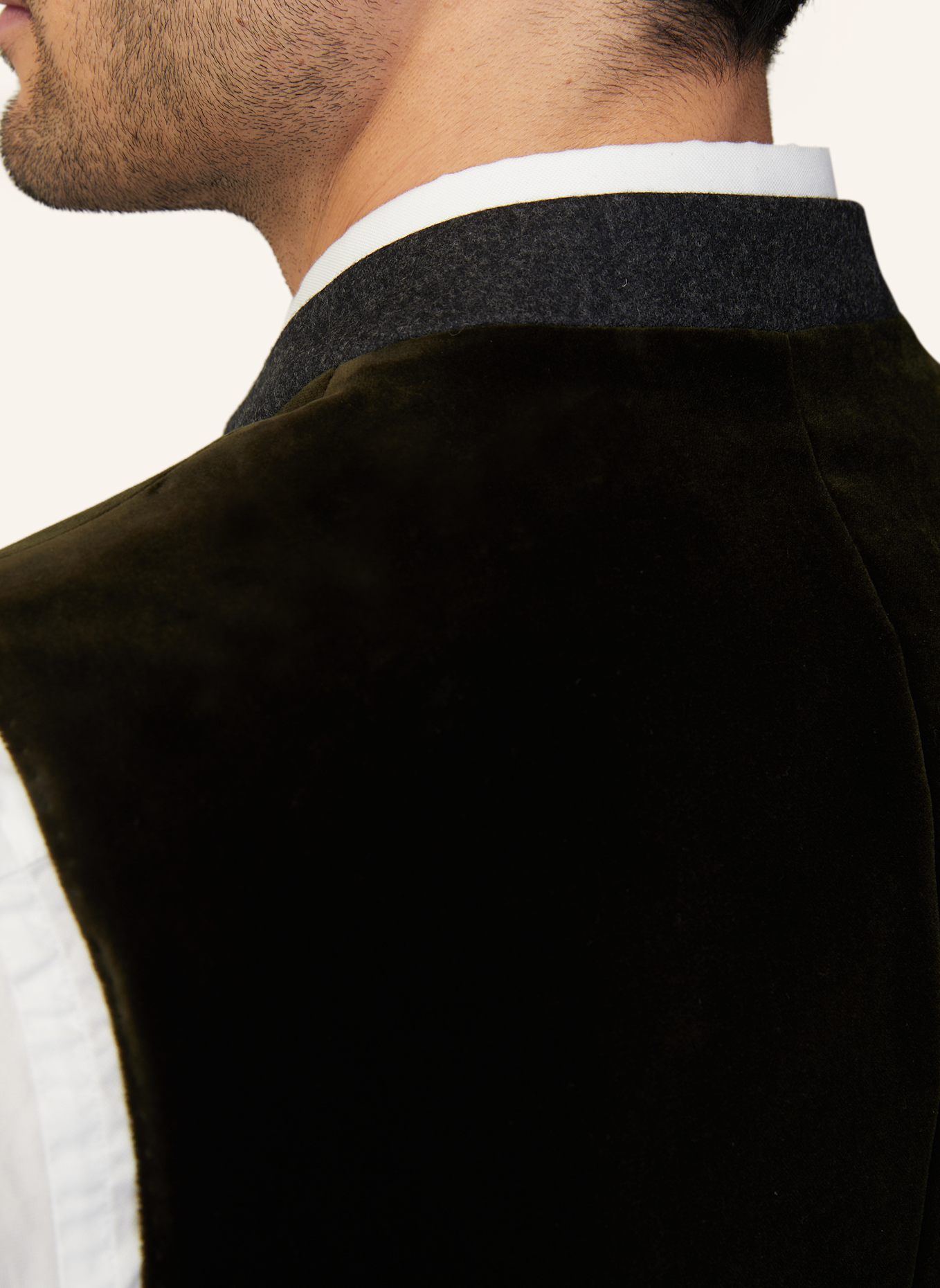 windsor. Weste: DUNKELGRÜN/ GRAU