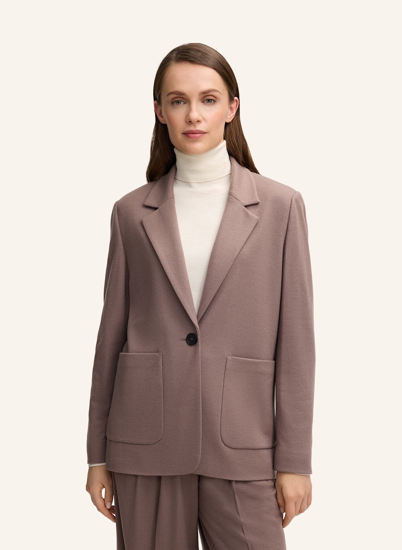 windsor. Blazer: BRAUN