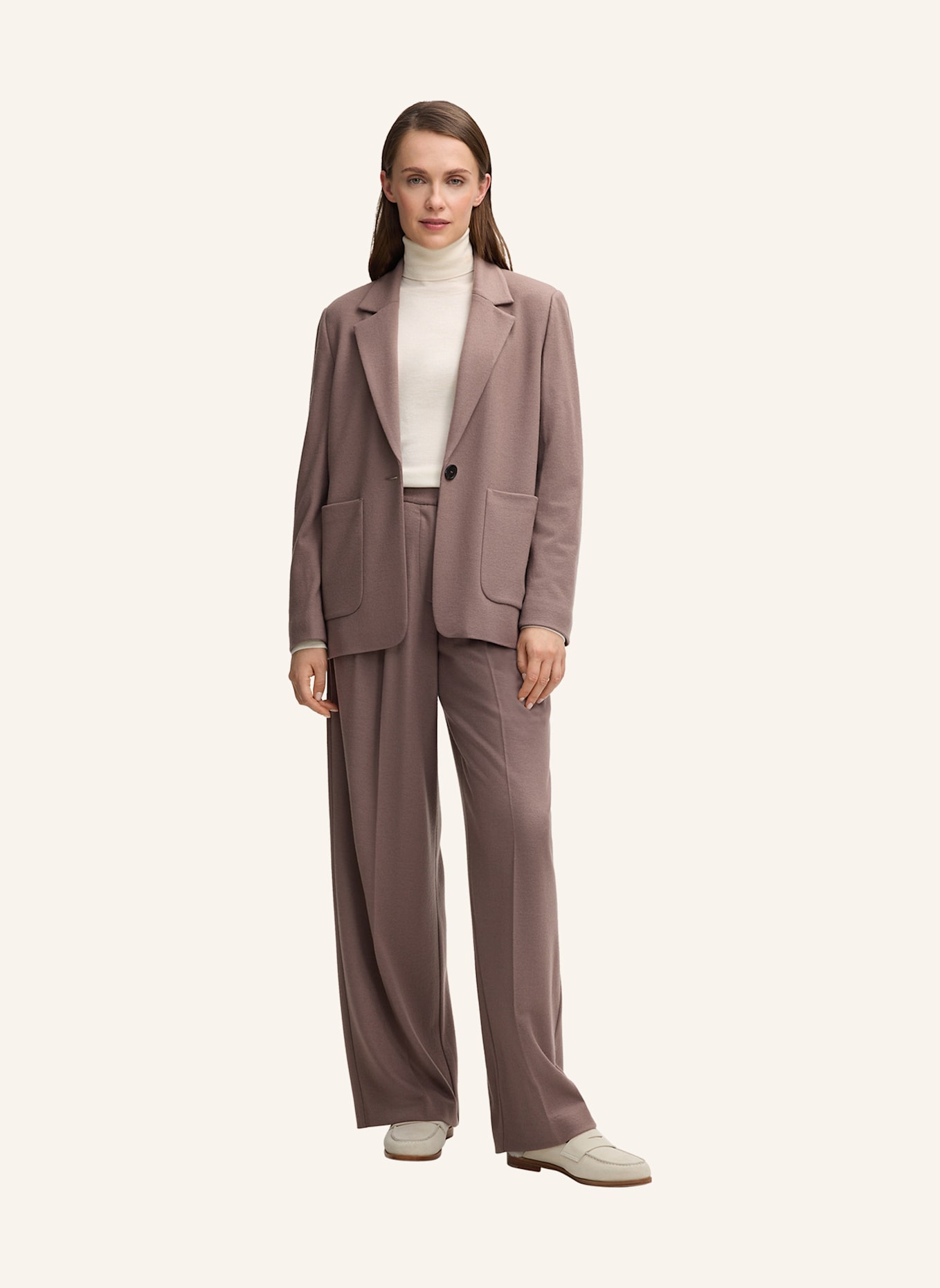 windsor. Blazer: BRAUN