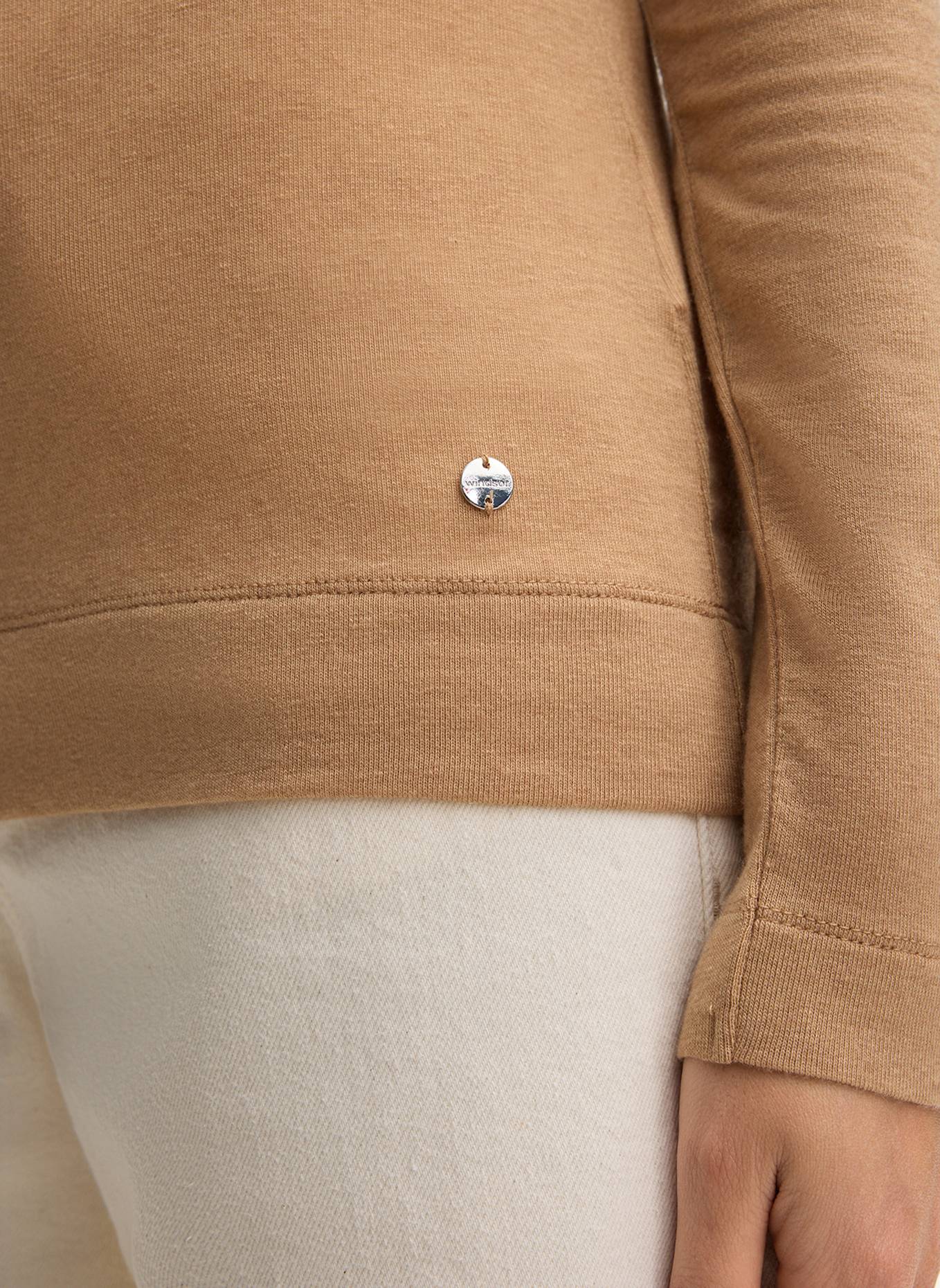 windsor. Longsleeve: BRAUN