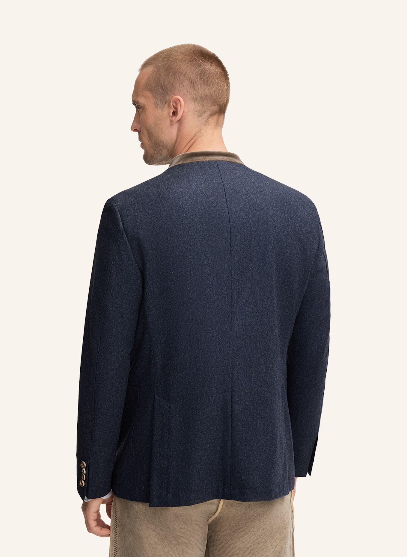 windsor. Trachten-Janker: BRAUN