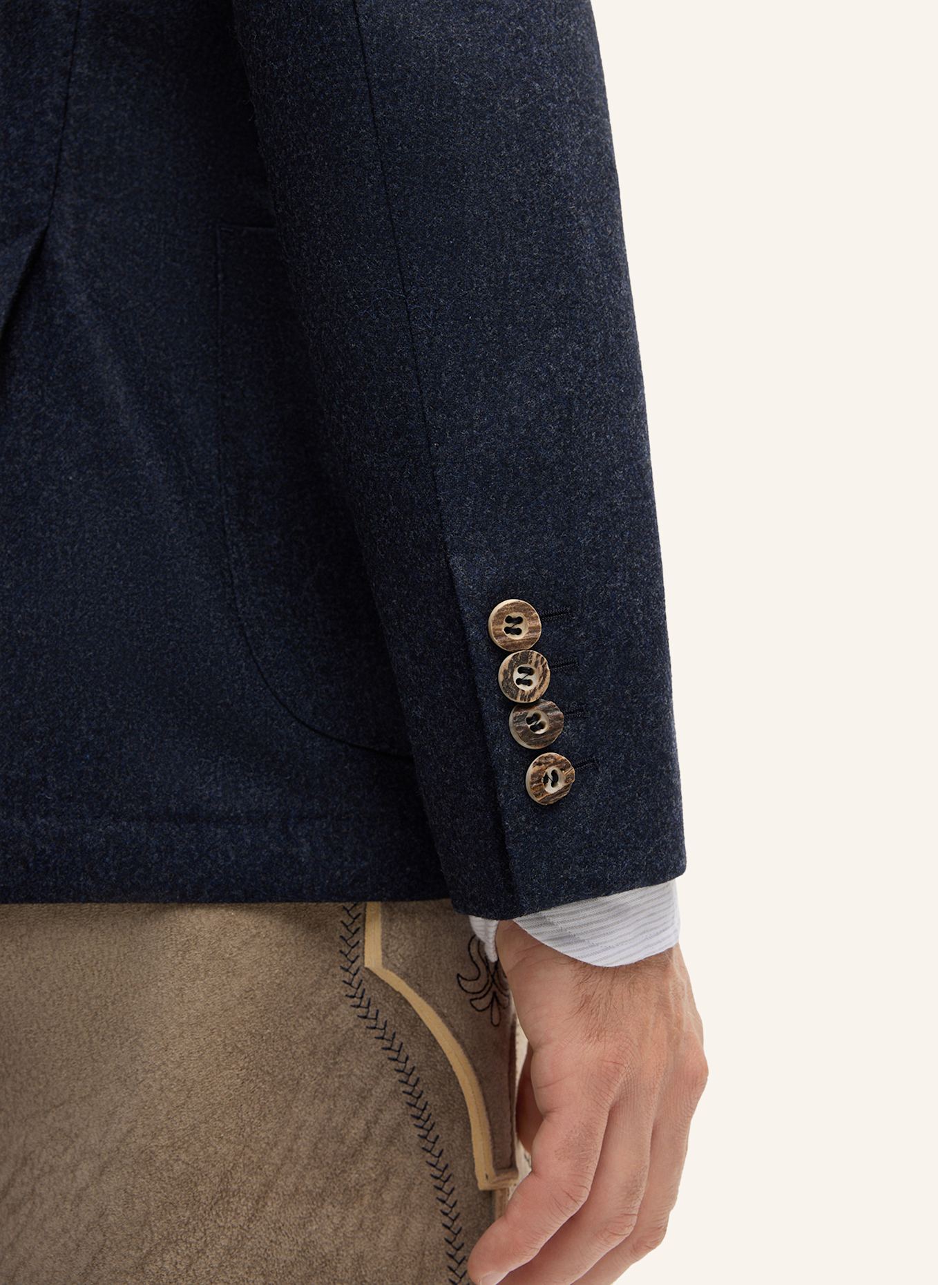 windsor. Trachten-Janker: BRAUN