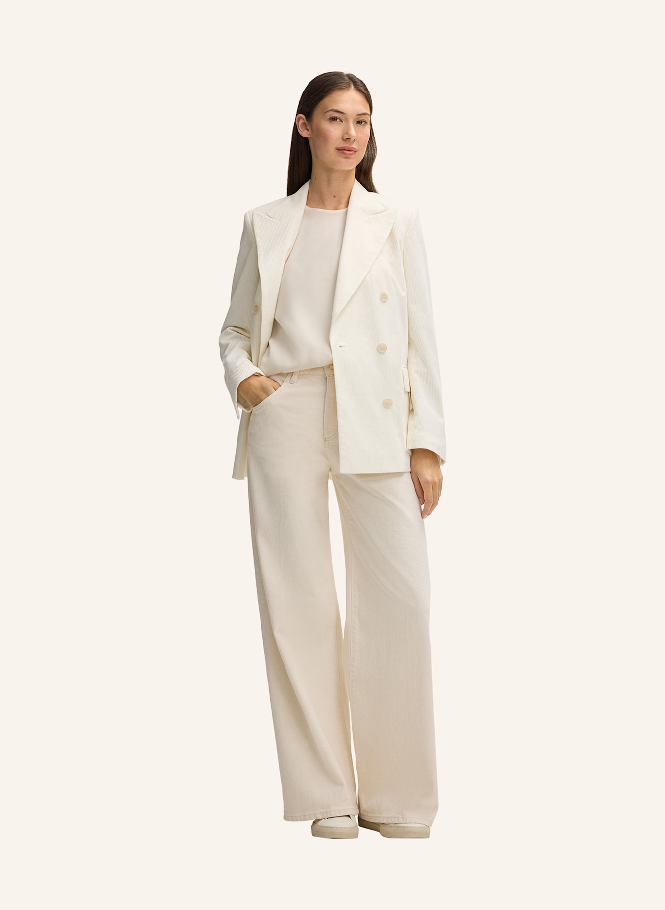 windsor. Blusenshirt: CREME