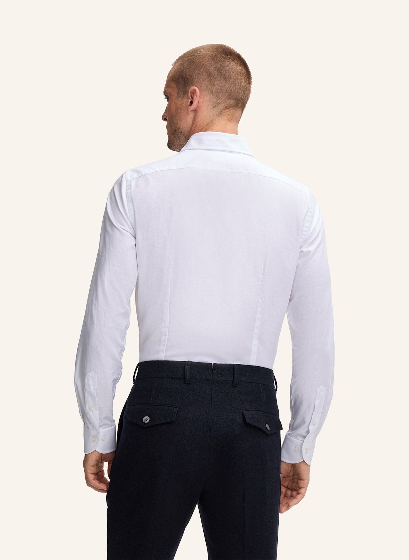 windsor. Hemd: WEISS