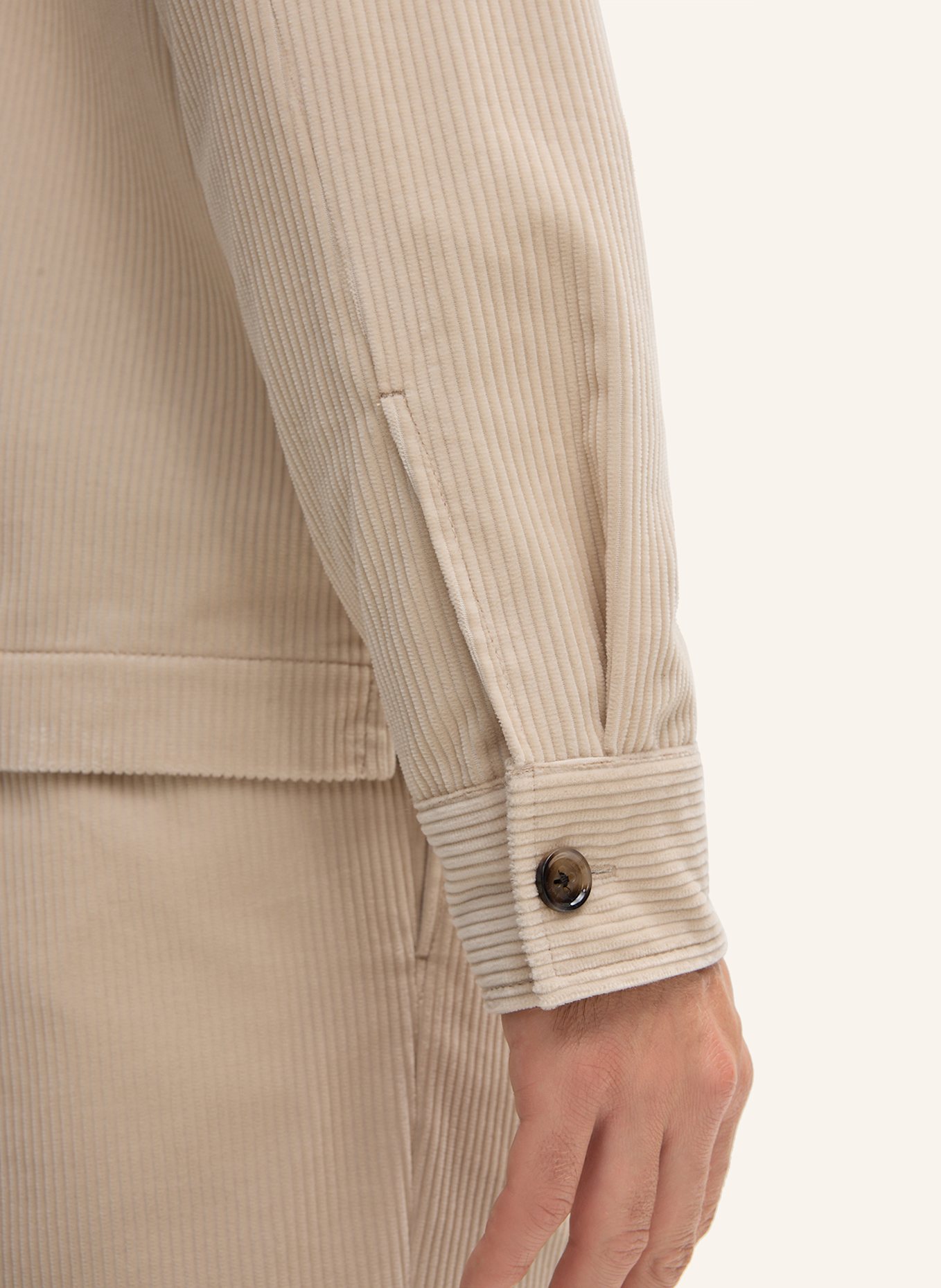 windsor. Overshirt: BEIGE
