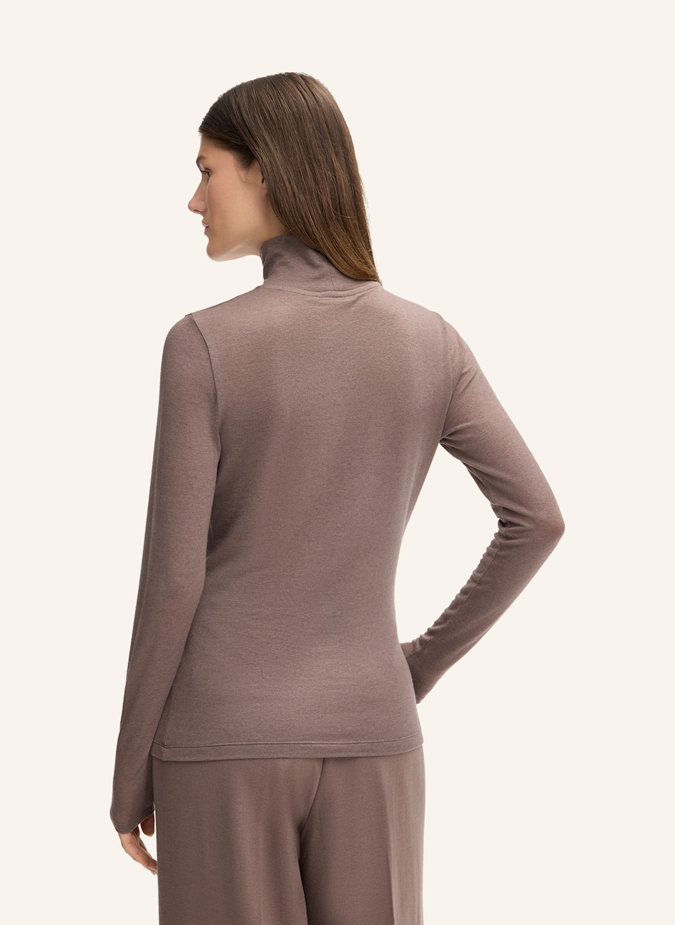 windsor. Rollkragenshirt: BRAUN