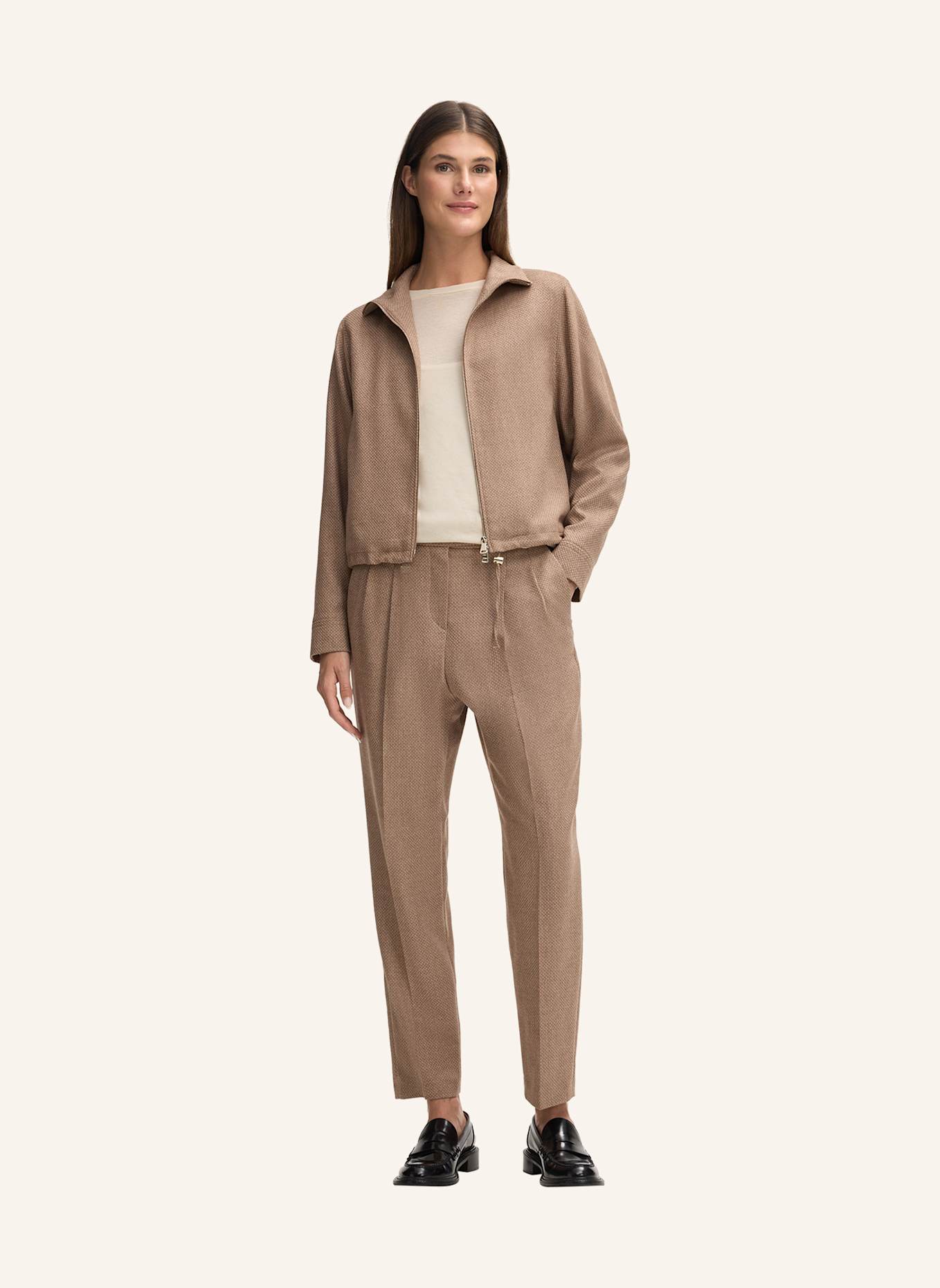 windsor. Longsleeve: BEIGE