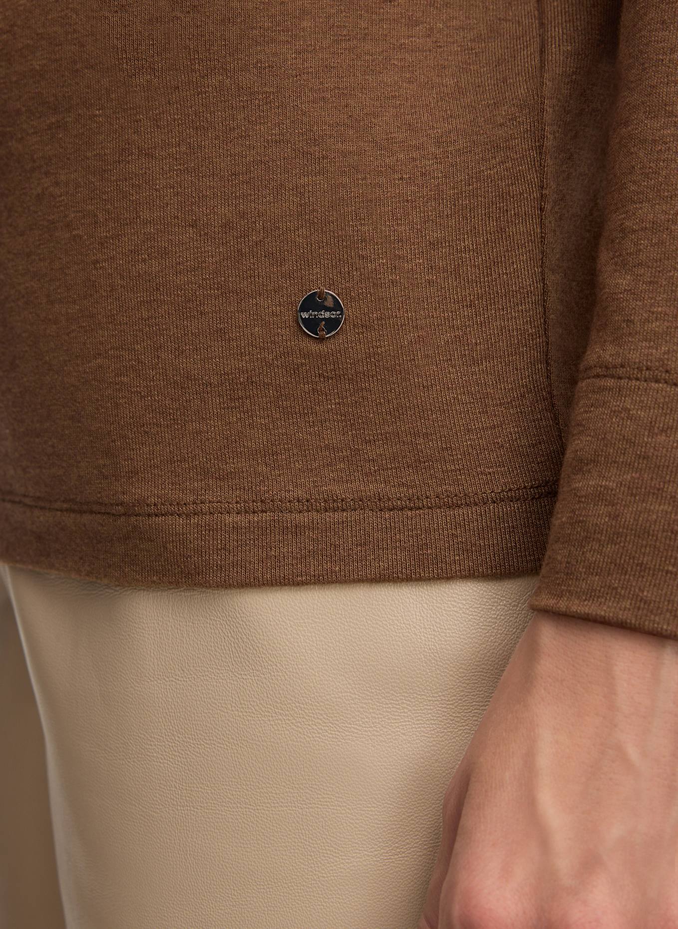 windsor. Longsleeve: BRAUN