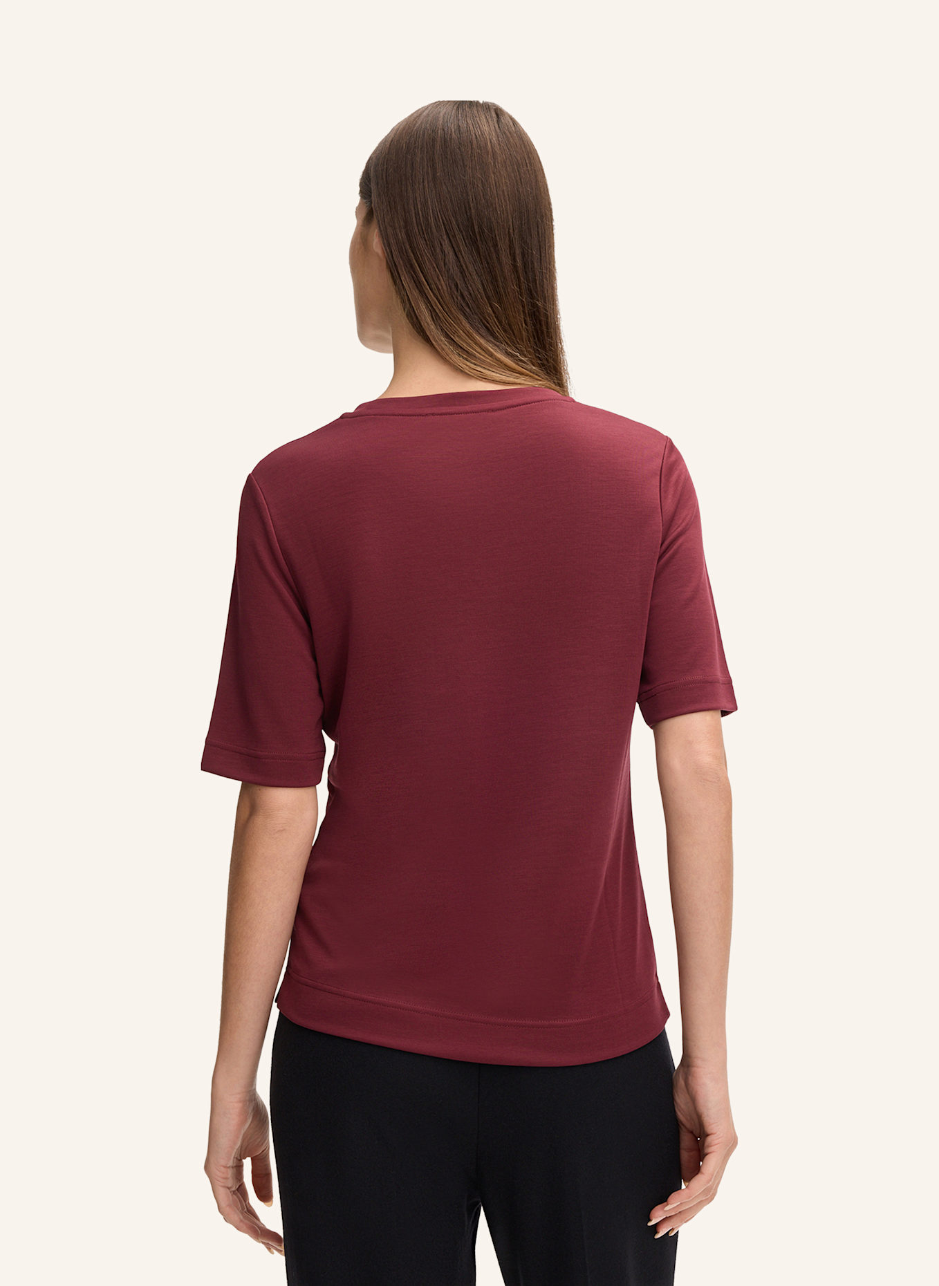 windsor. T-Shirt: ROT