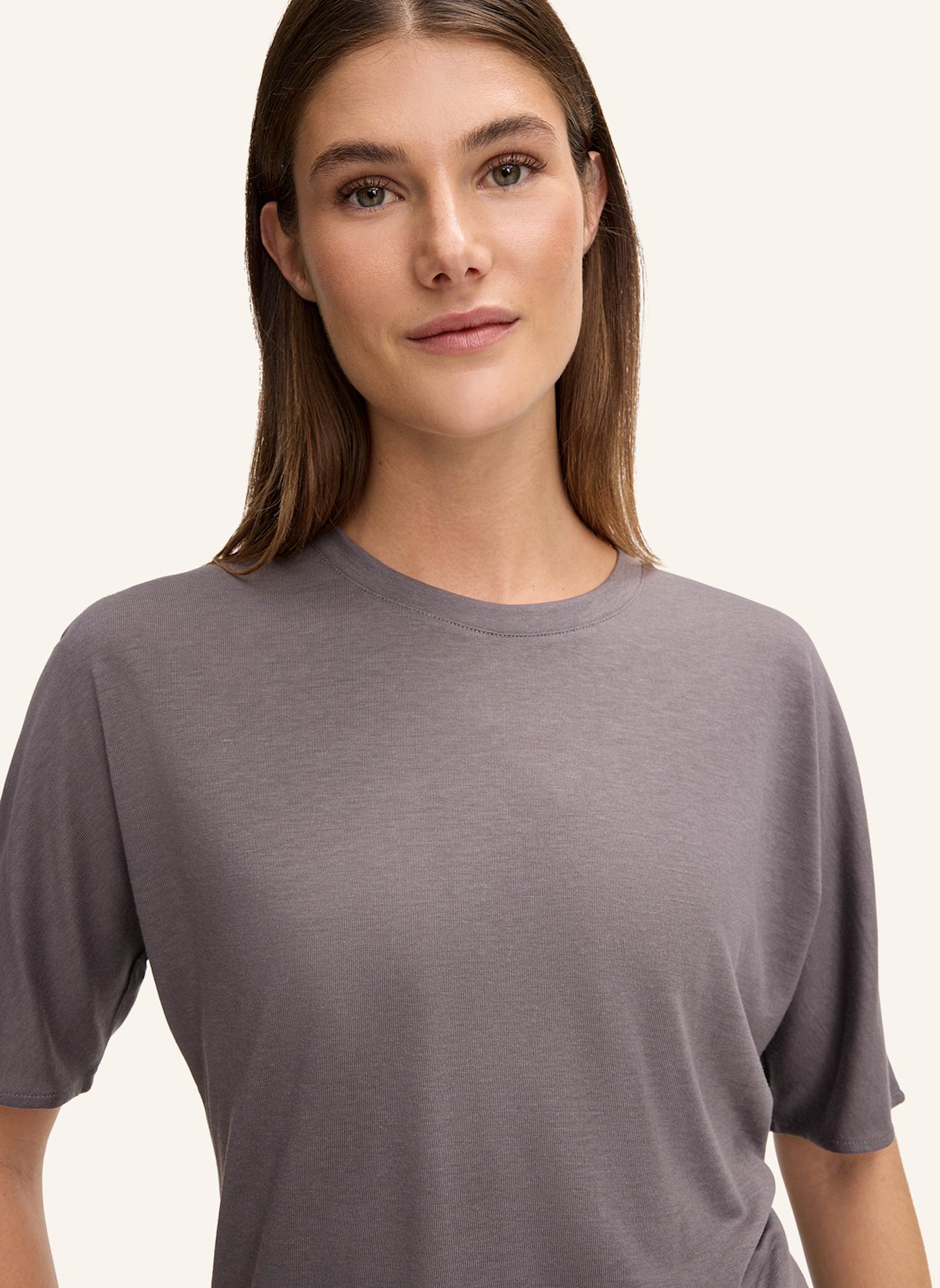 windsor. T-Shirt: BEIGE