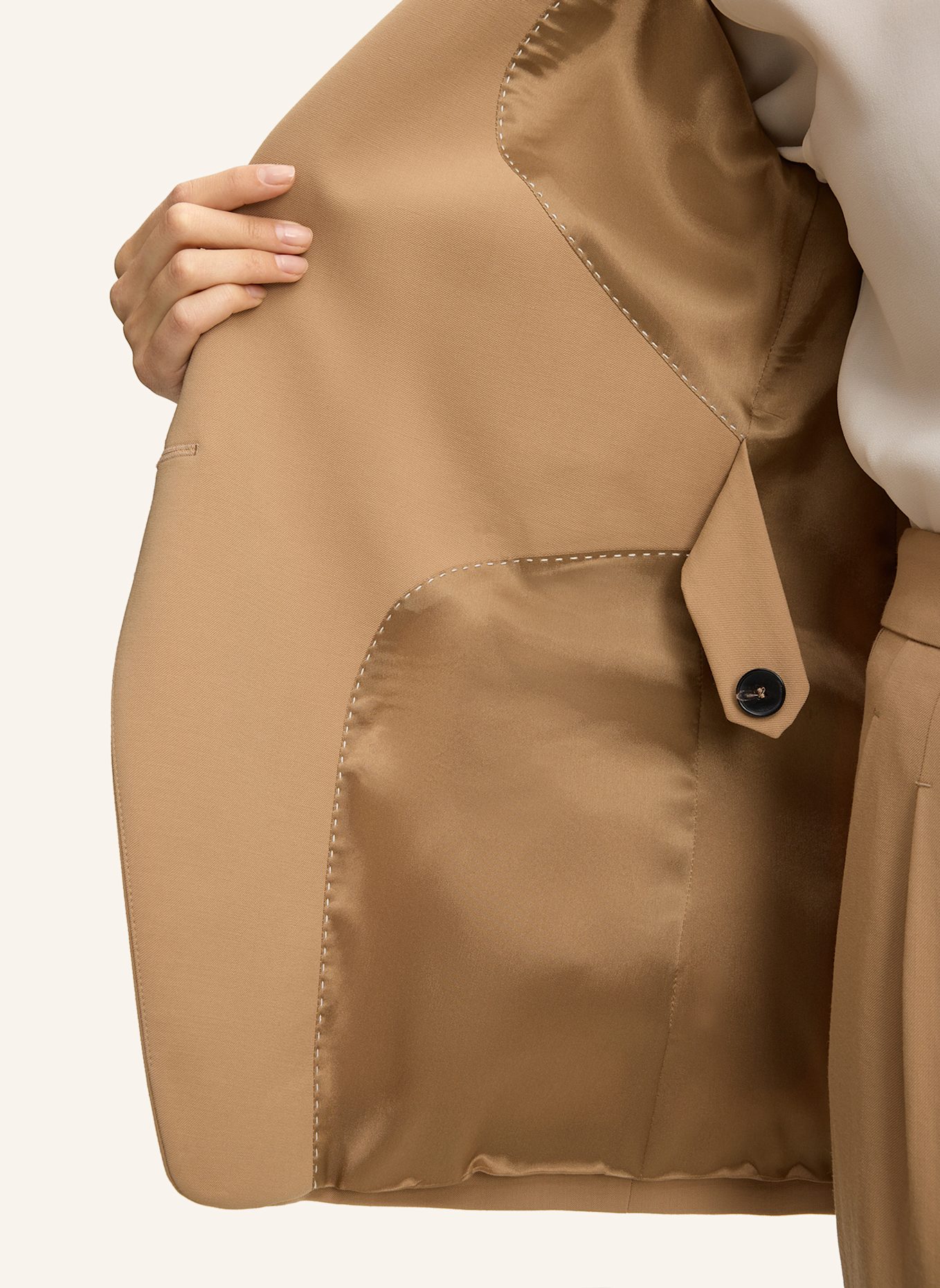 windsor. Blazer: BRAUN