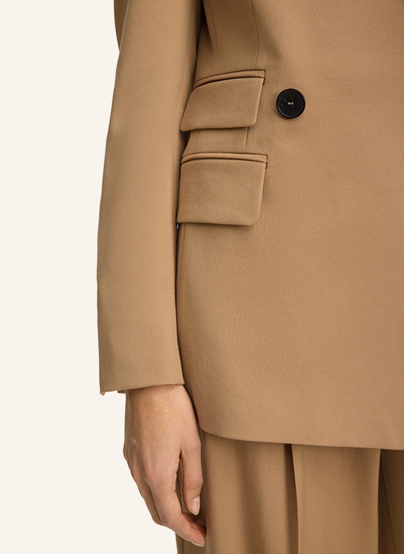 windsor. Blazer: BRAUN