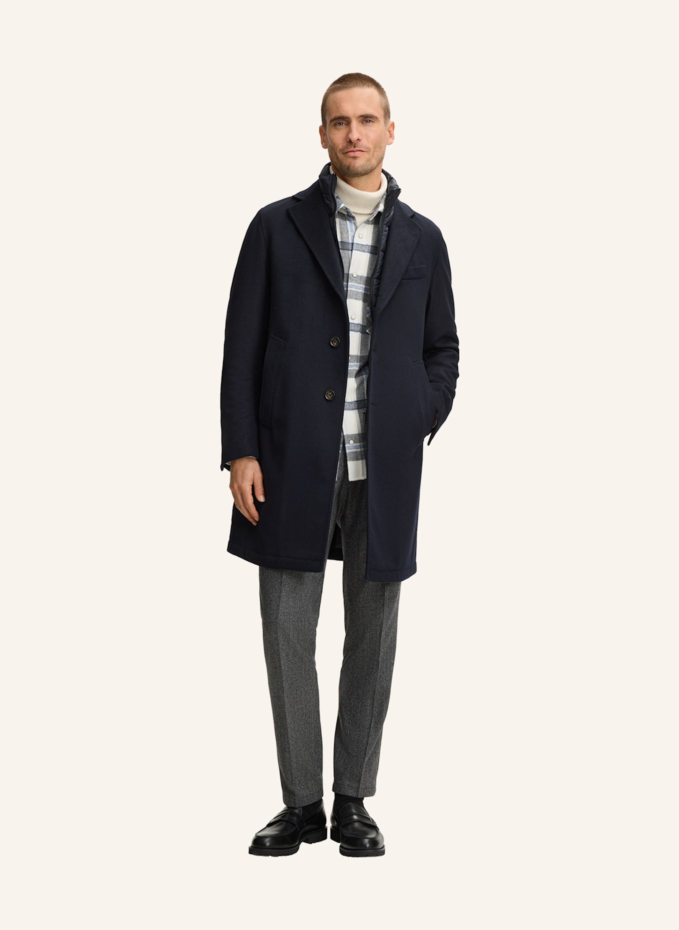 windsor. Mantel: DUNKELBLAU