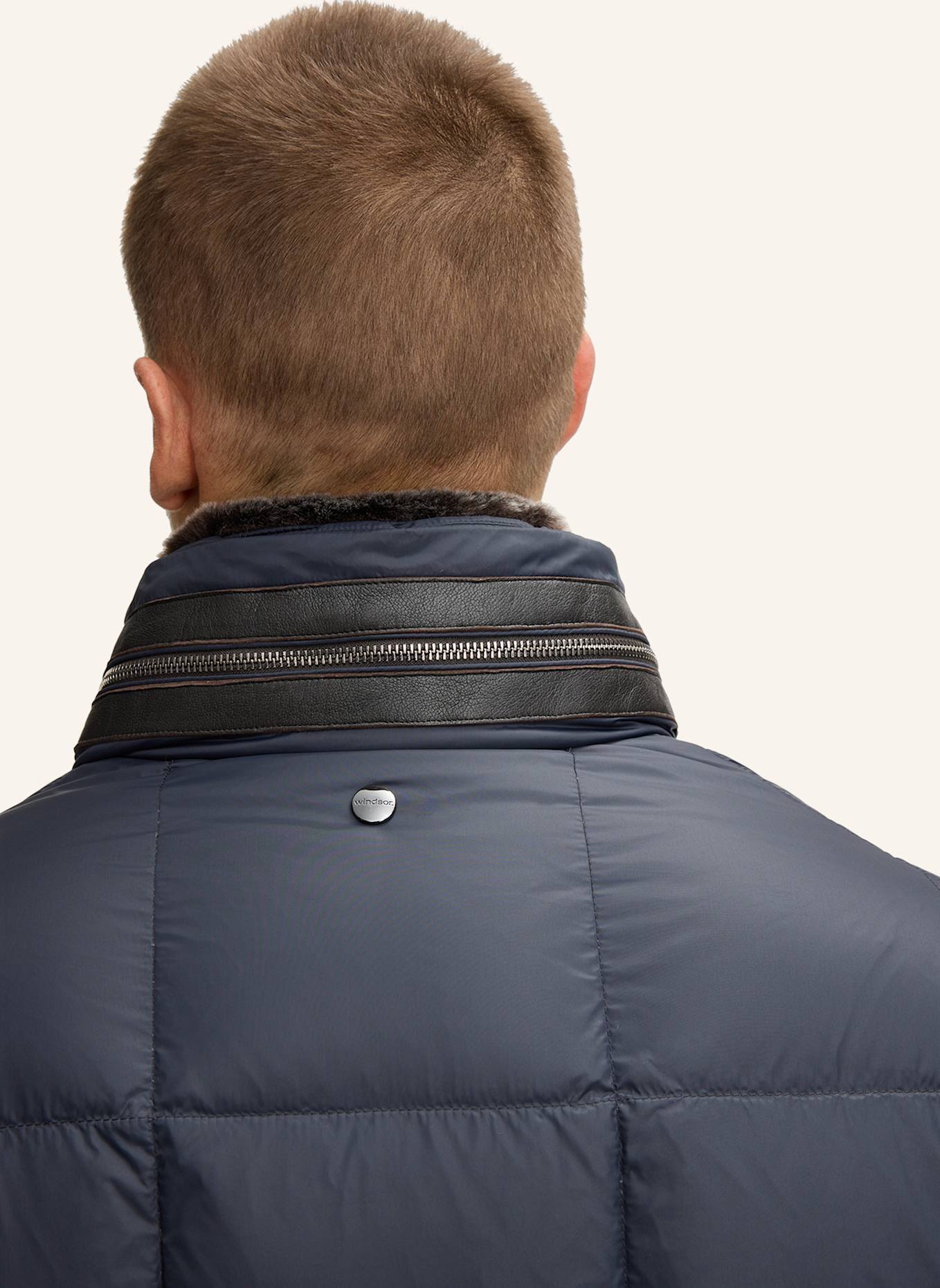 windsor. Steppmantel: DUNKELBLAU