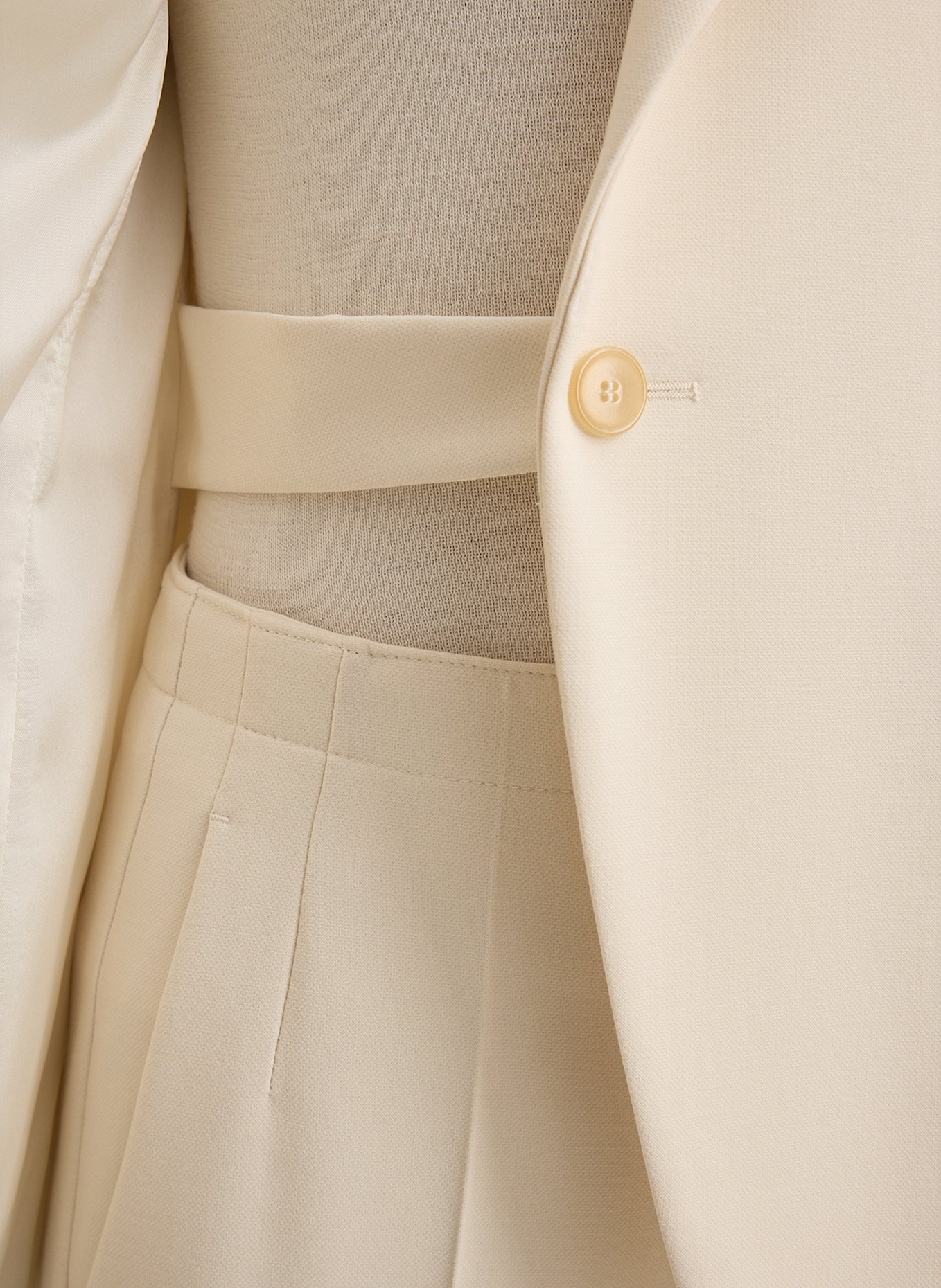 windsor. Blazer: CREME