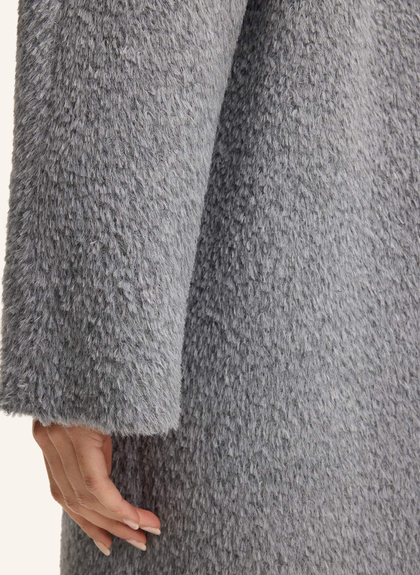 windsor. Mantel: GRAU