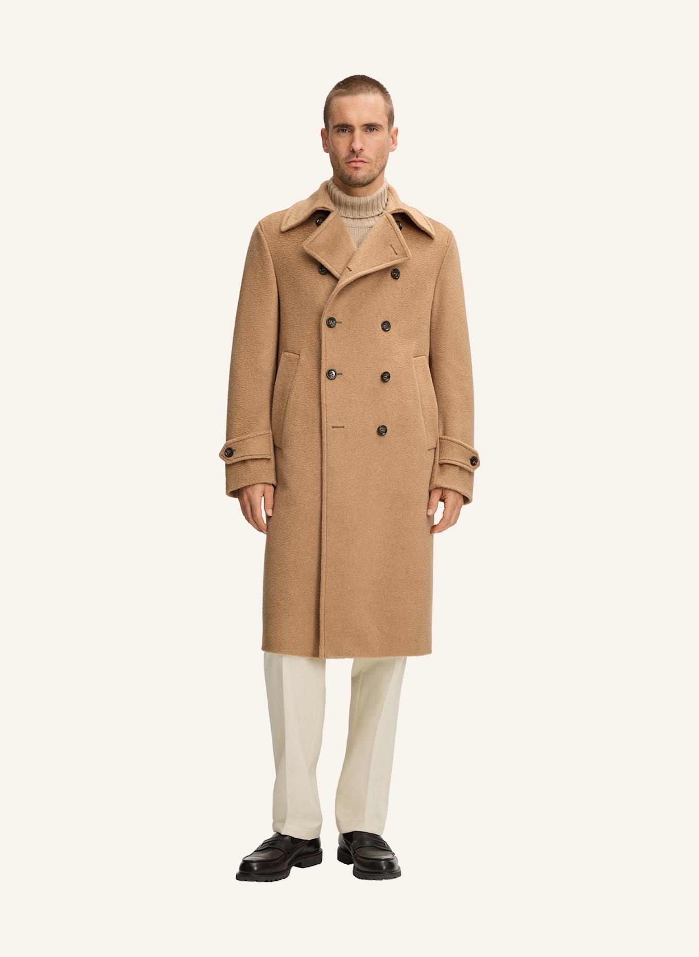 windsor. Mantel: CAMEL