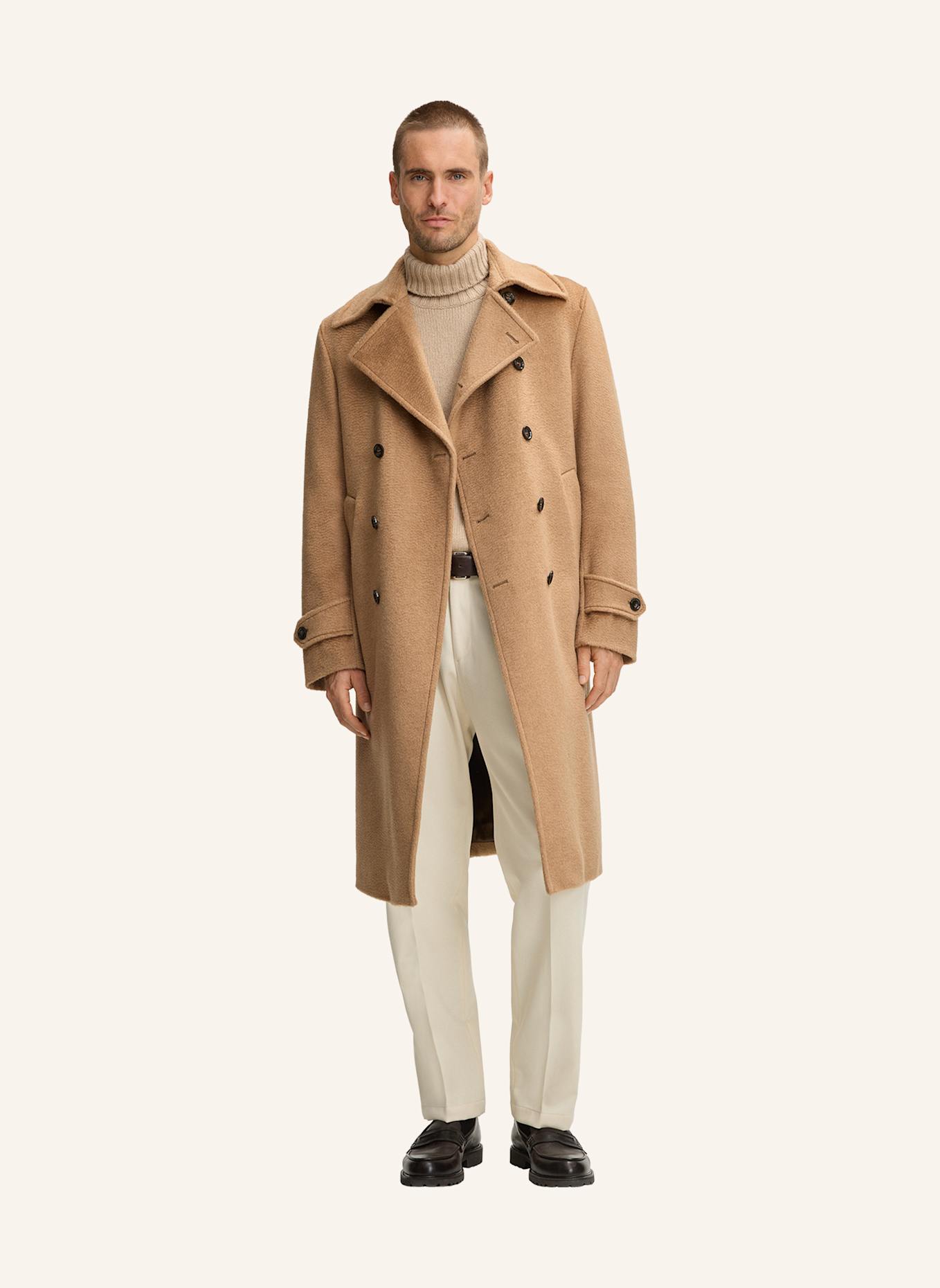 windsor. Mantel: CAMEL