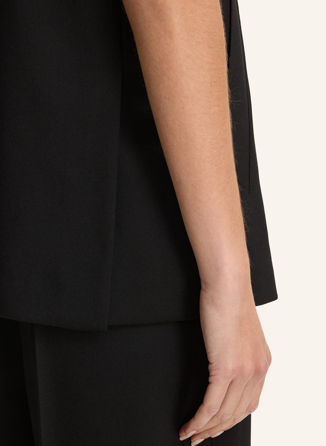 windsor. Weste: SCHWARZ