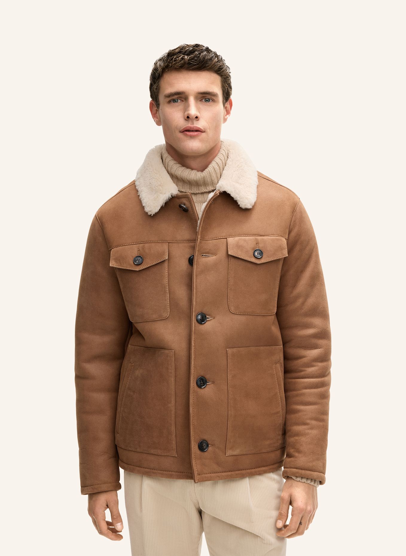 windsor. Lederjacke: CAMEL