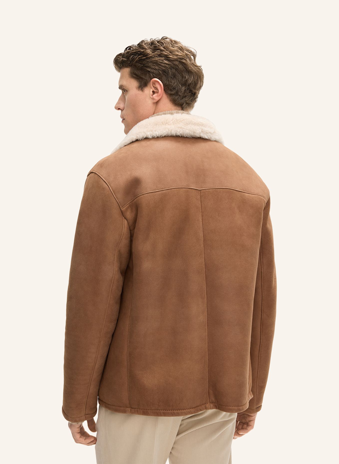 windsor. Lederjacke: CAMEL