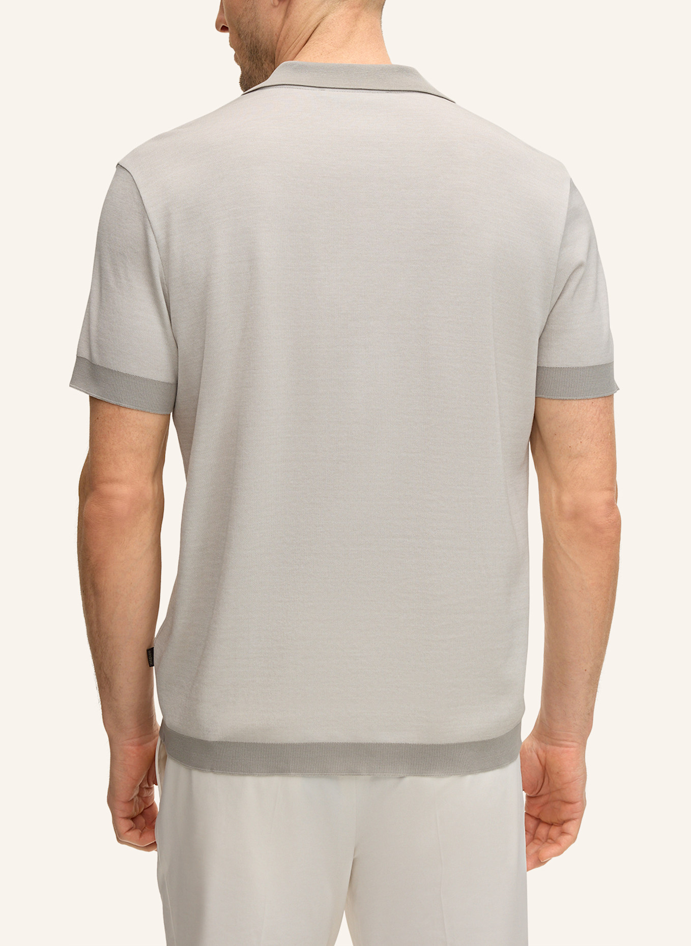 windsor. Poloshirt: GRAU