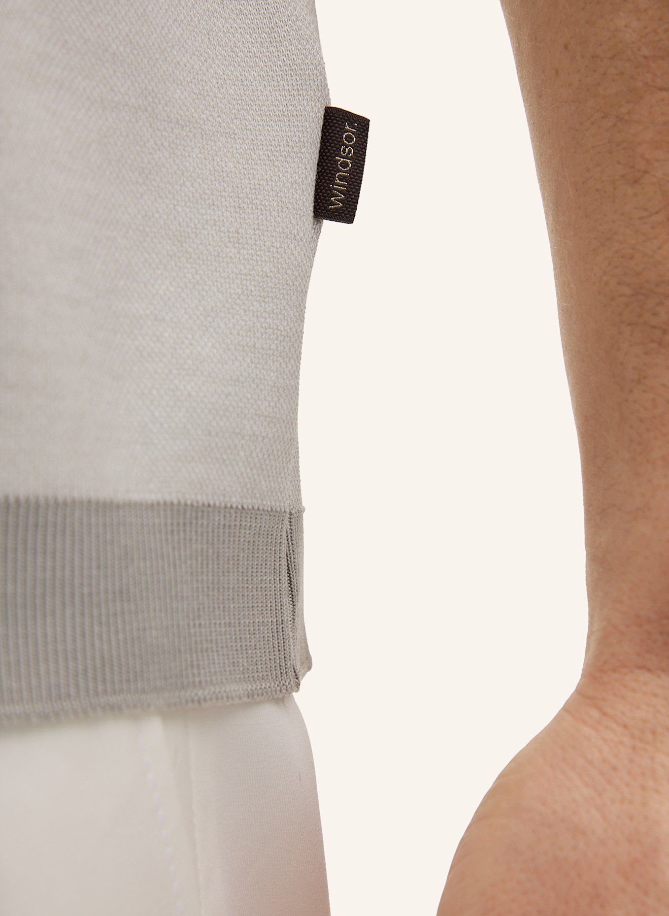 windsor. Poloshirt: GRAU