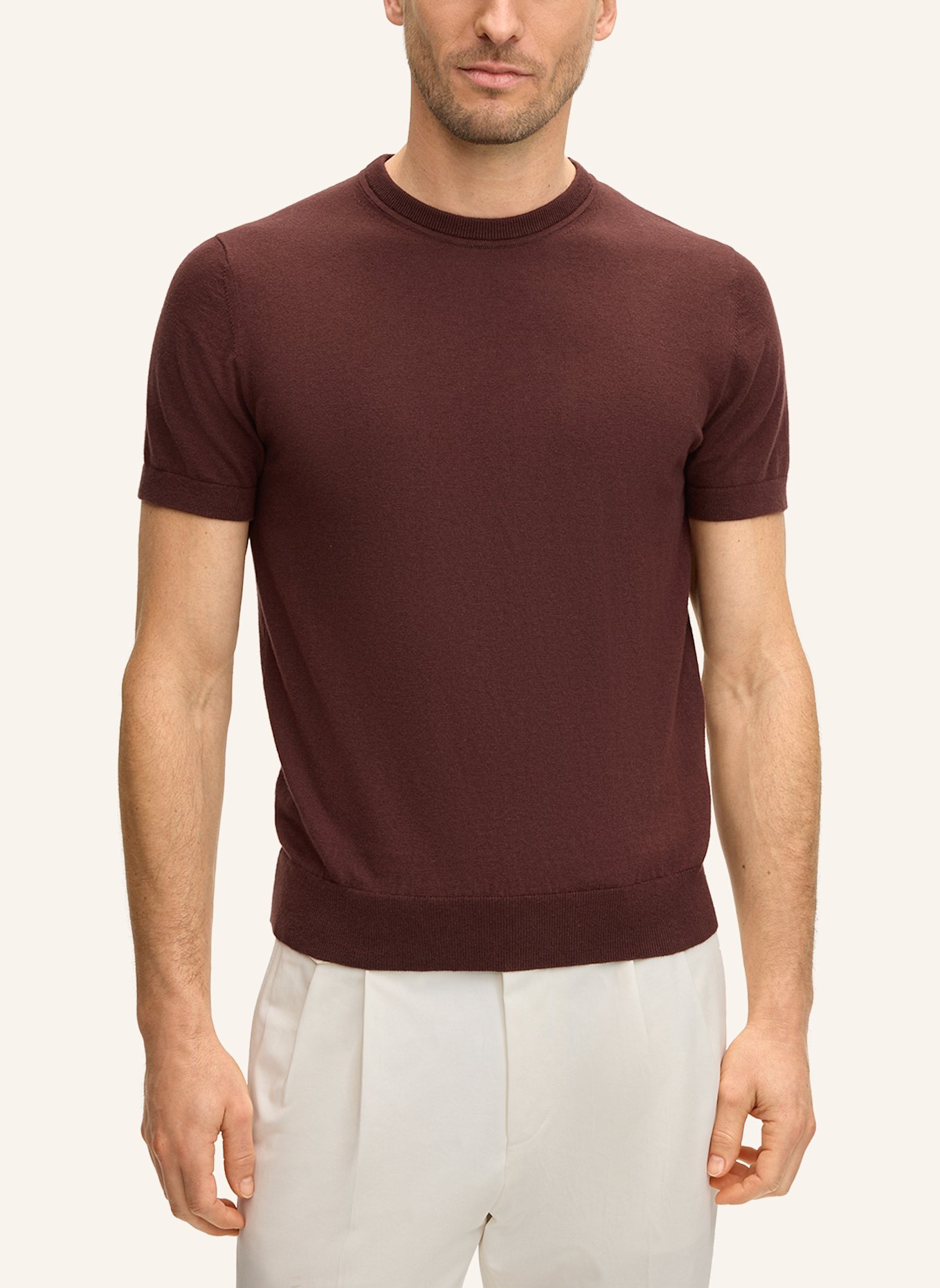 windsor. Strickshirt: ROT