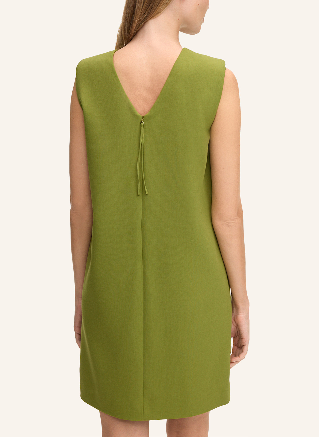 windsor. Etuikleid: GRÜN