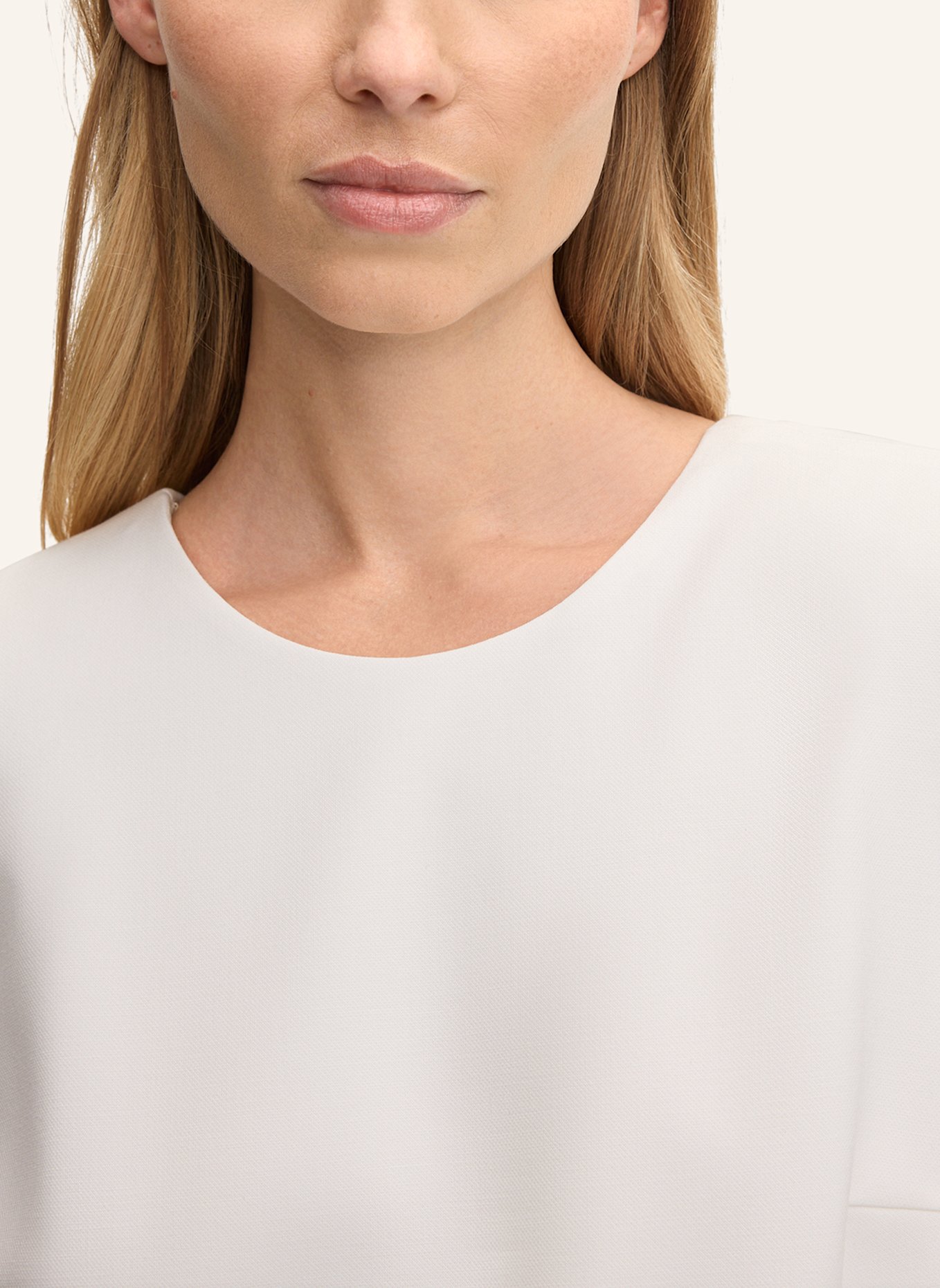 windsor. Etuikleid: WEISS