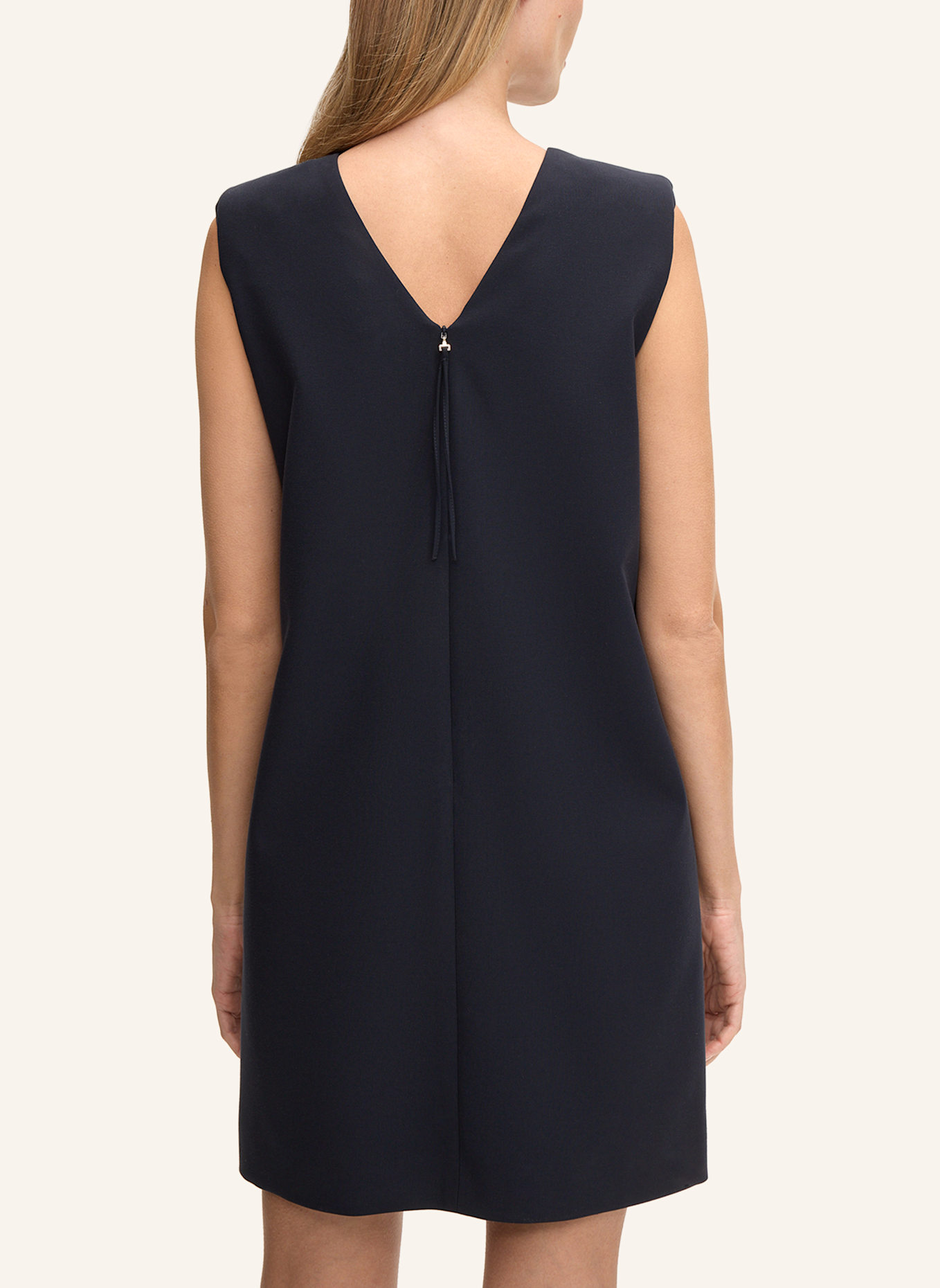 windsor. Etuikleid: DUNKELBLAU