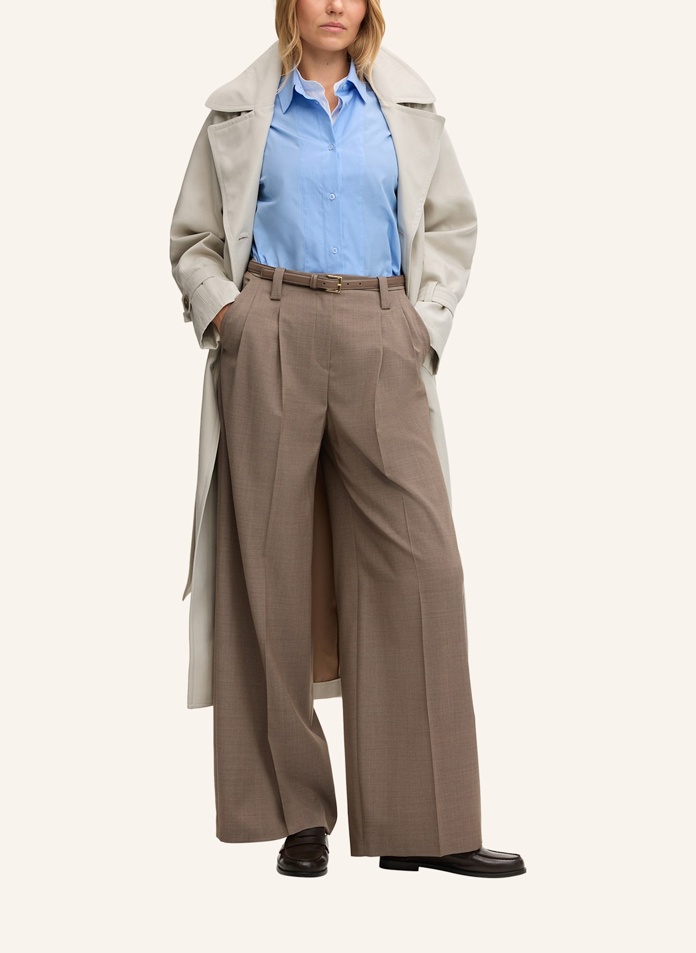 windsor. Hemdbluse: HELLBLAU