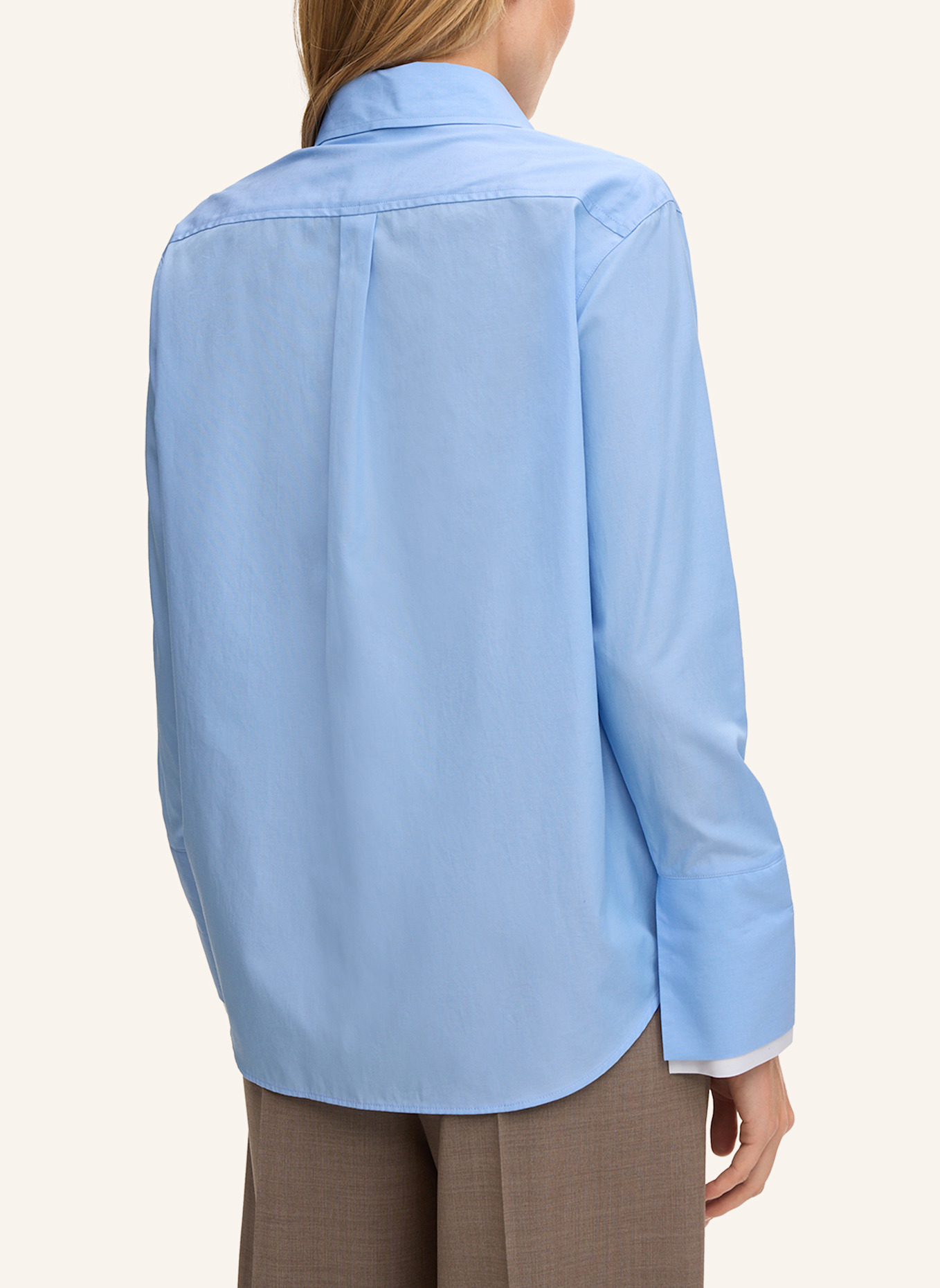 windsor. Hemdbluse: HELLBLAU