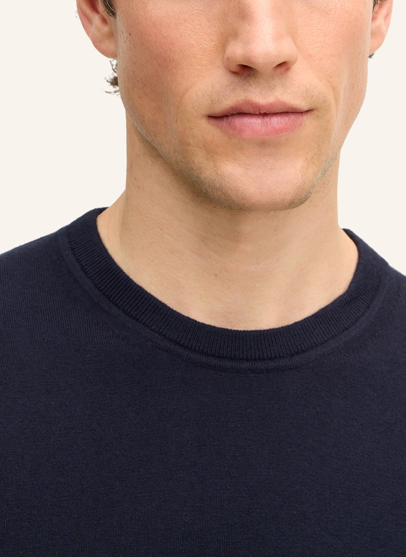 windsor. Strickshirt: DUNKELBLAU