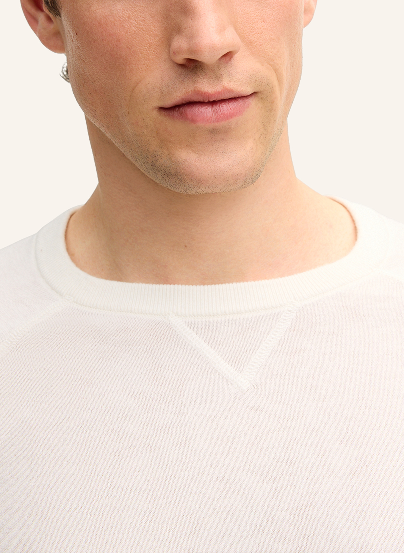 windsor. Pullover: WEISS