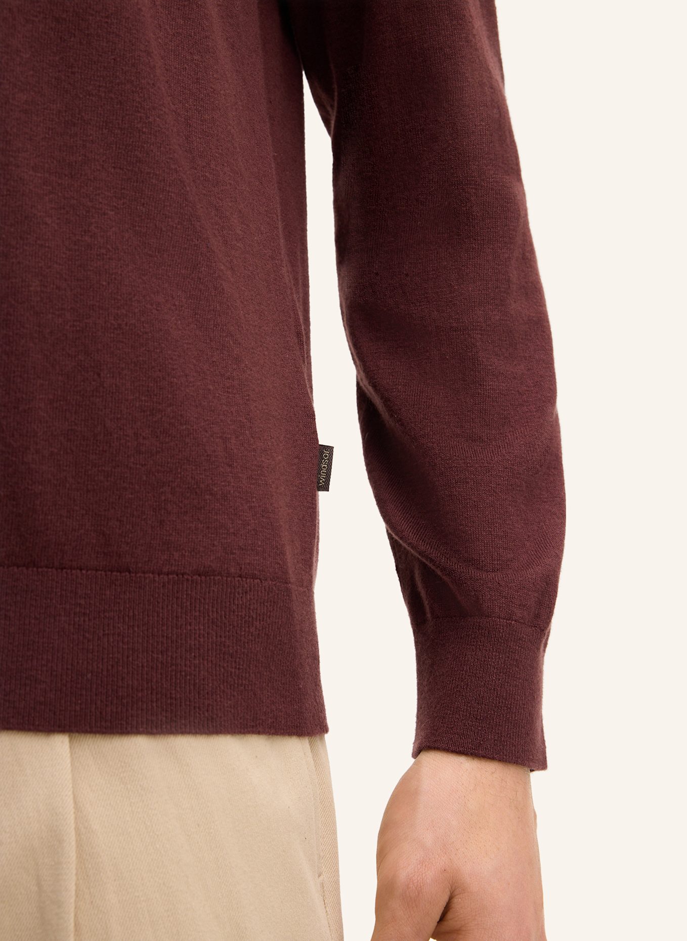 windsor. Pullover: ROT