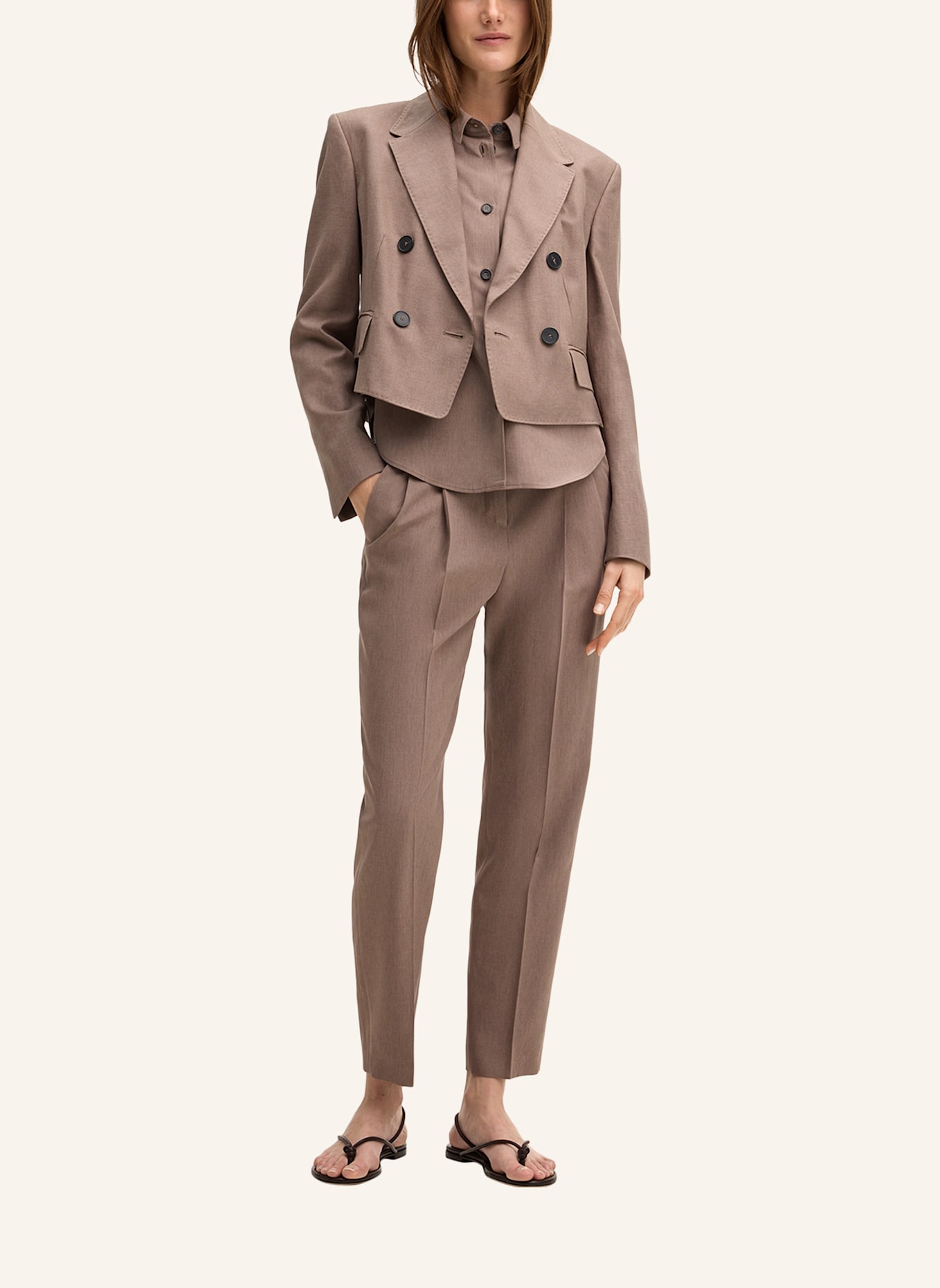 windsor. Hemblusen-Top: BRAUN