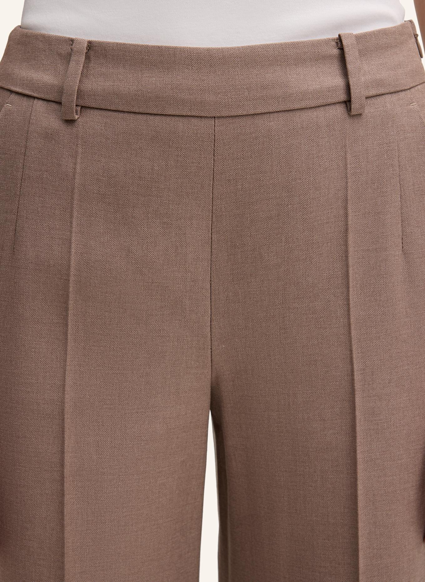 windsor. Culotte: BRAUN