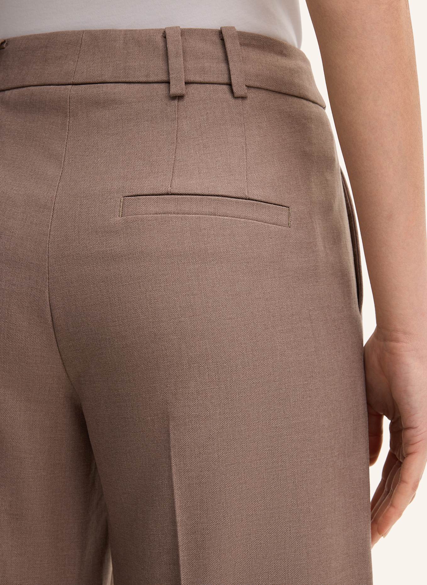 windsor. Culotte: BRAUN