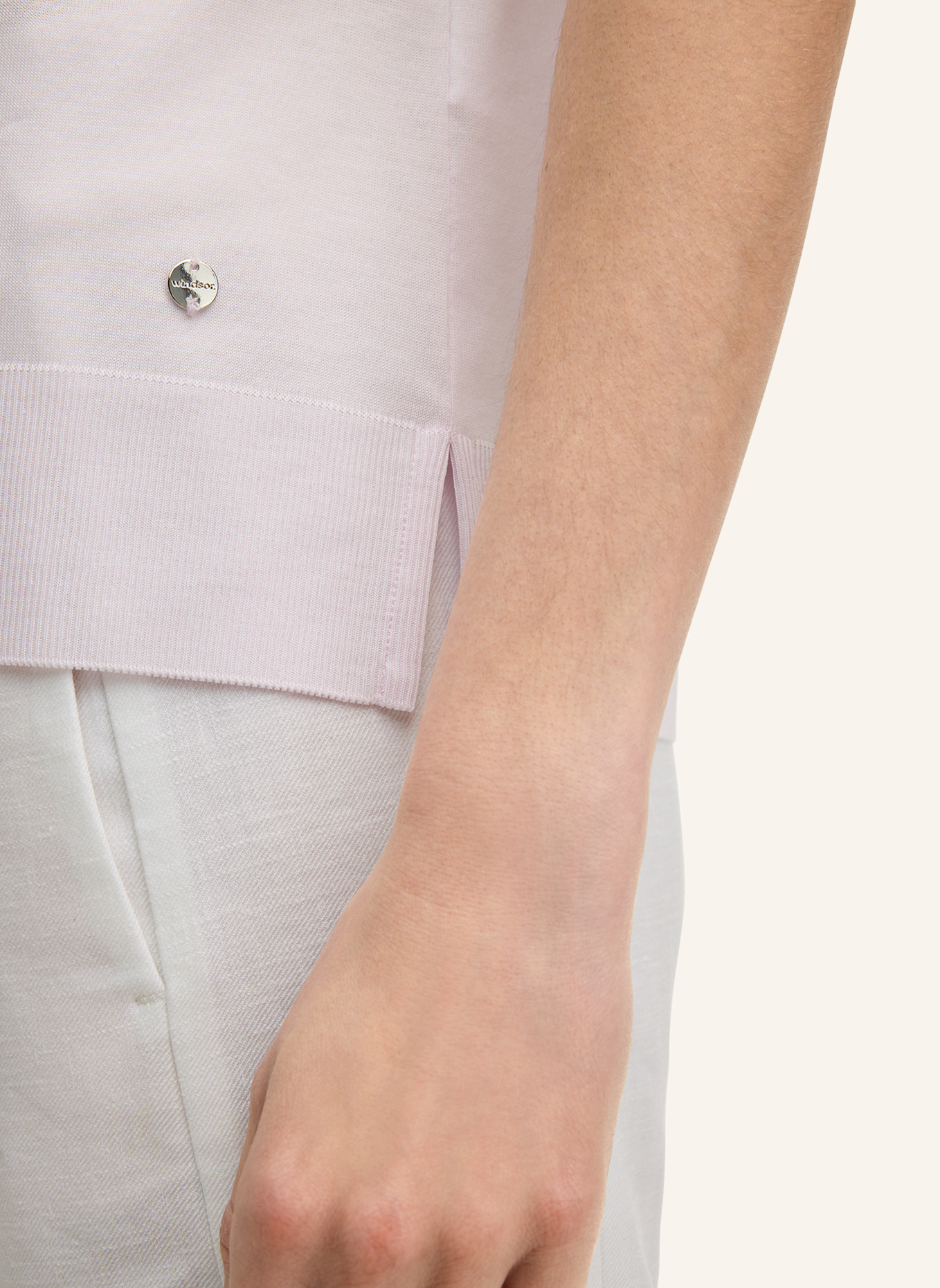 windsor. T-Shirt: ROSÉ